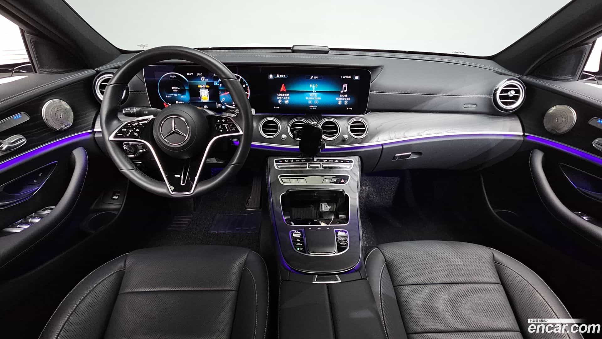 E-Class Mercedes-Benz 2023.8-INNER-007