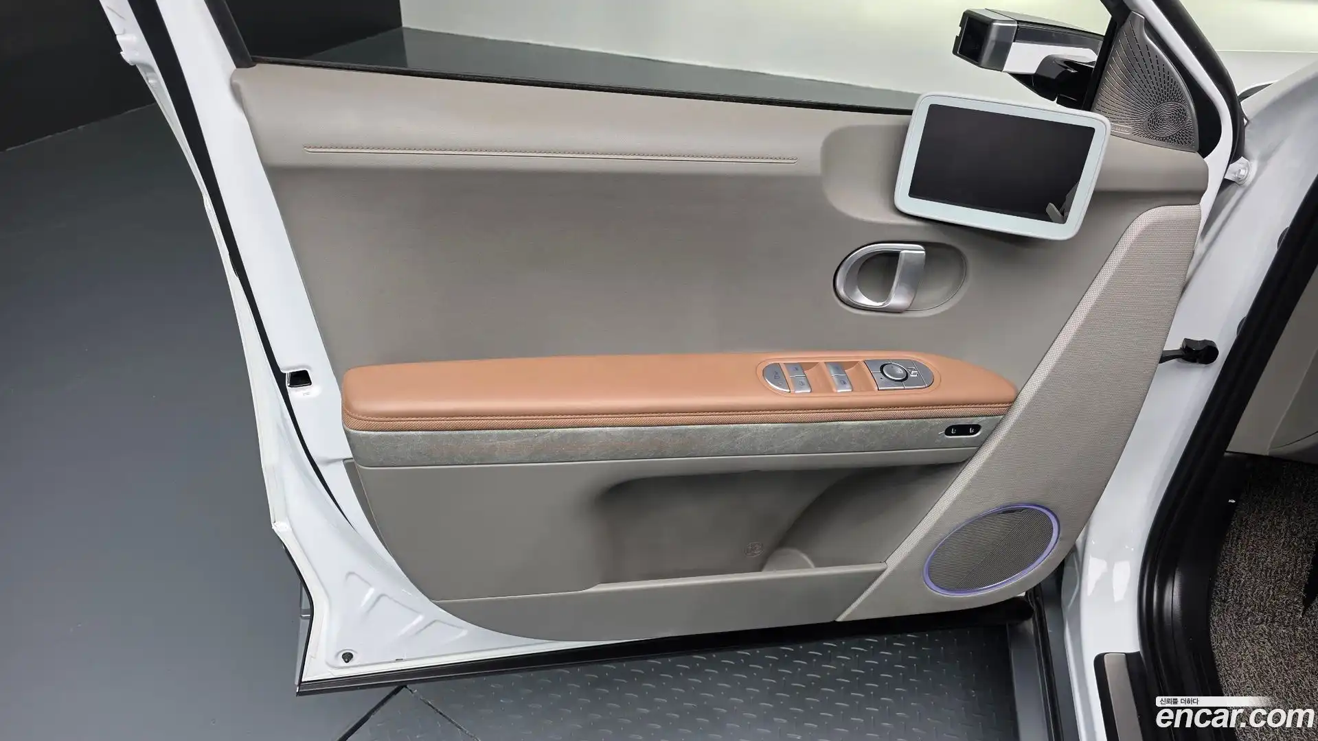 Ioniq5 Hyundai 2022.3-INNER-034