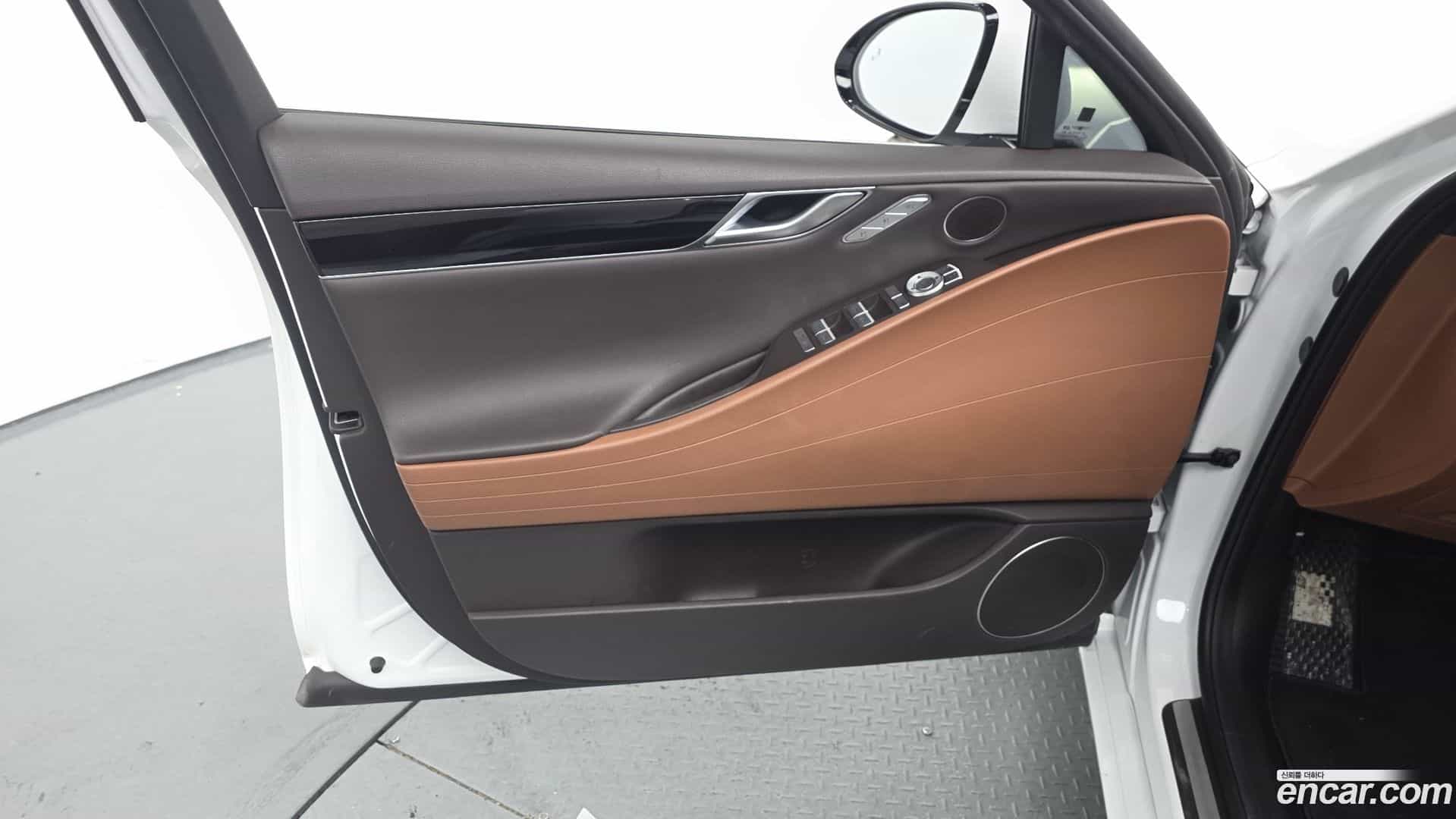 G80 Genesis 2021.4-INNER-034