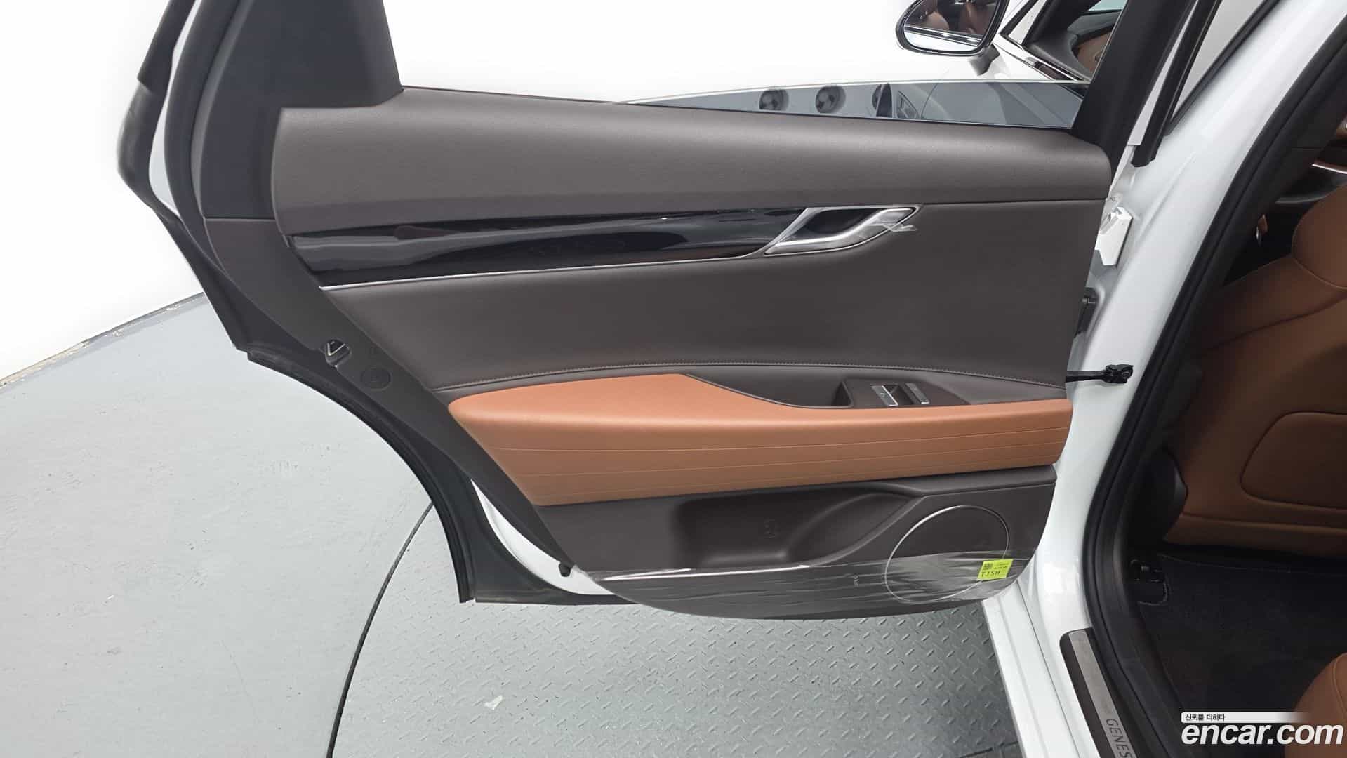 G80 Genesis 2021.4-INNER-035