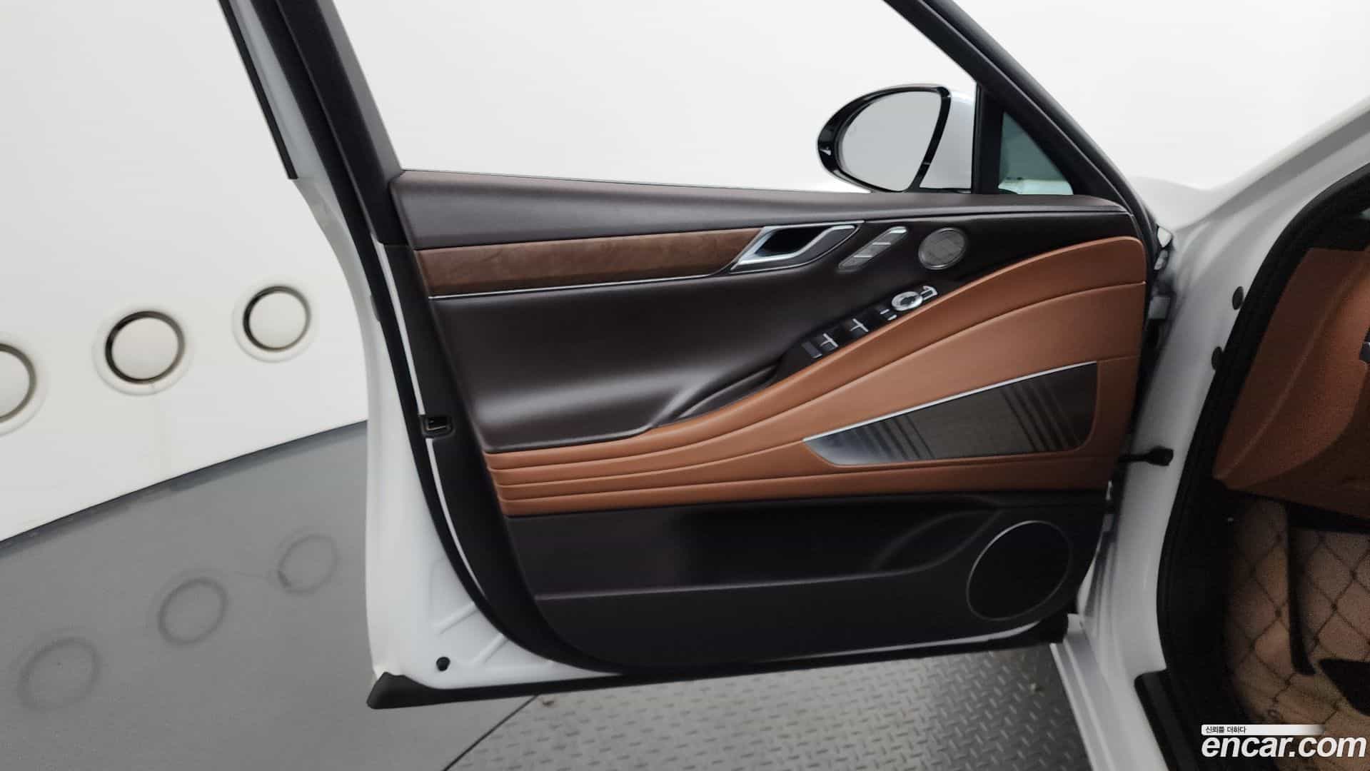 G80 Genesis 2020.10-INNER-034