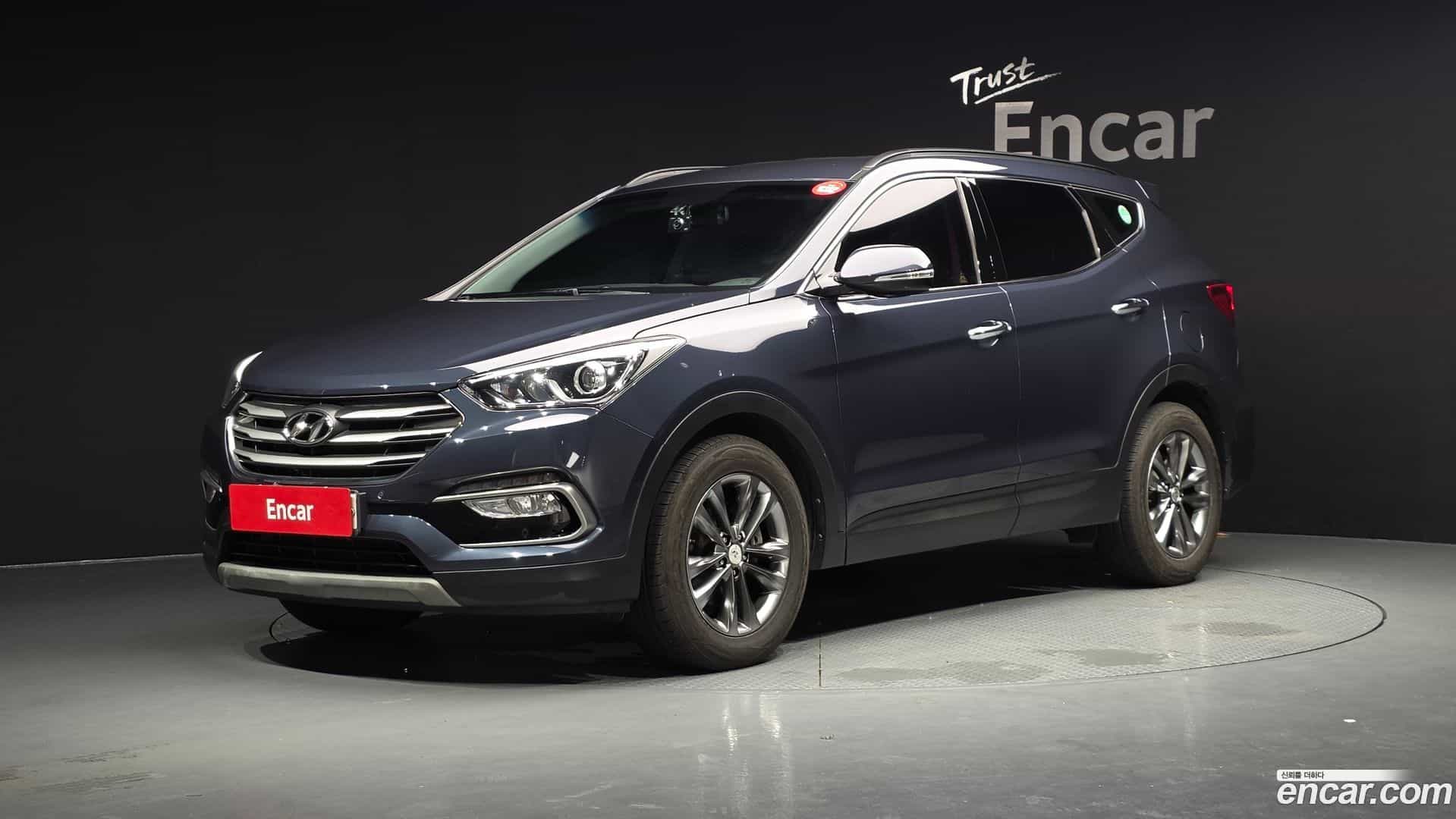 Santafe Hyundai 2017.8-OUTER-001