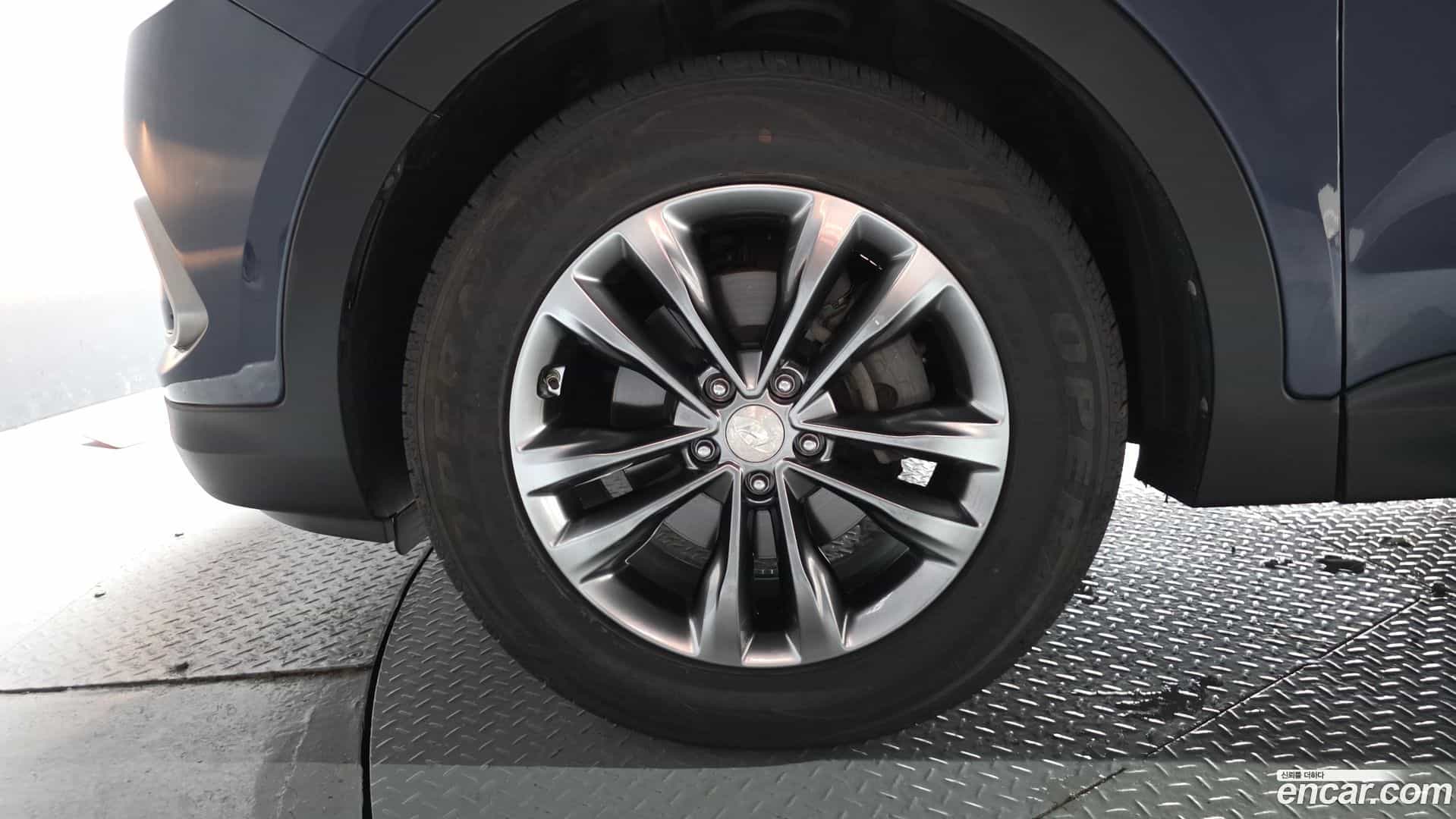 Santafe Hyundai 2017.8-OUTER-005