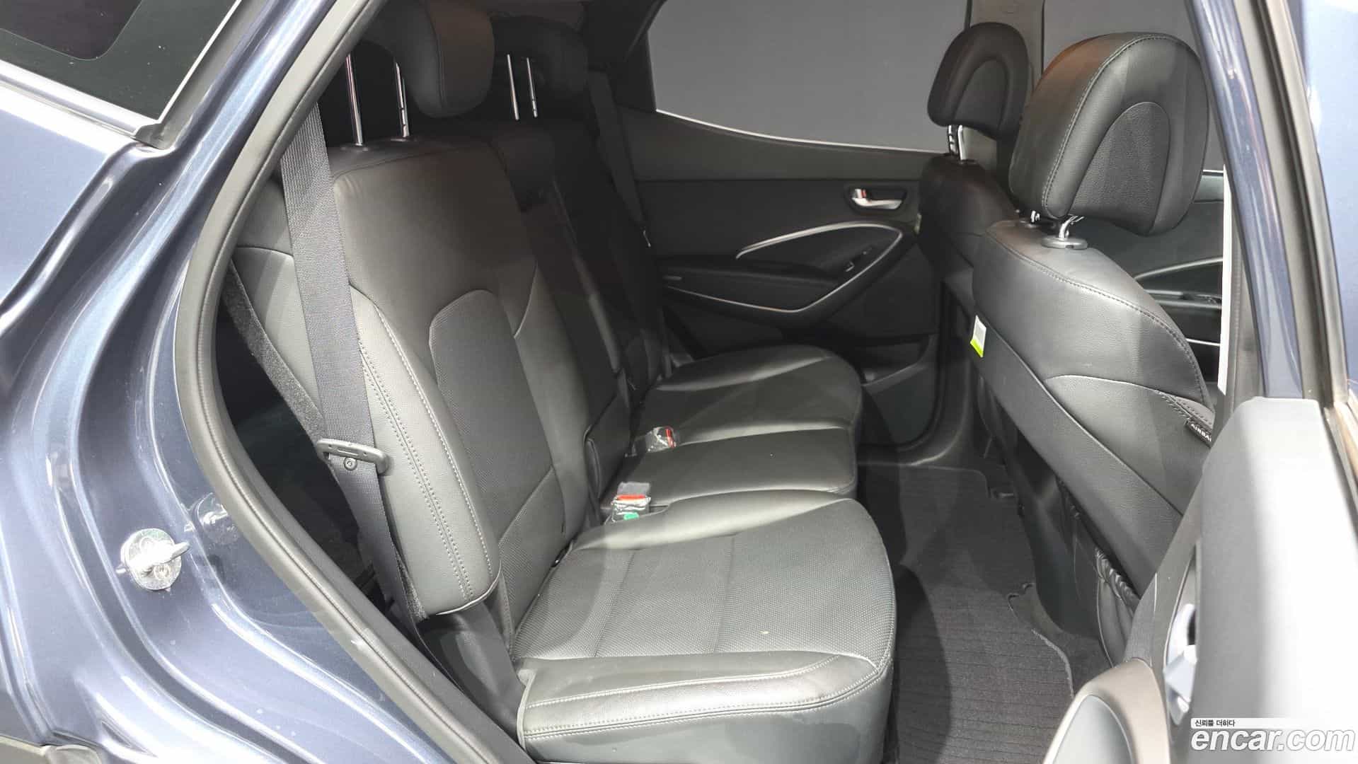 Santafe Hyundai 2017.8-OPTION-016