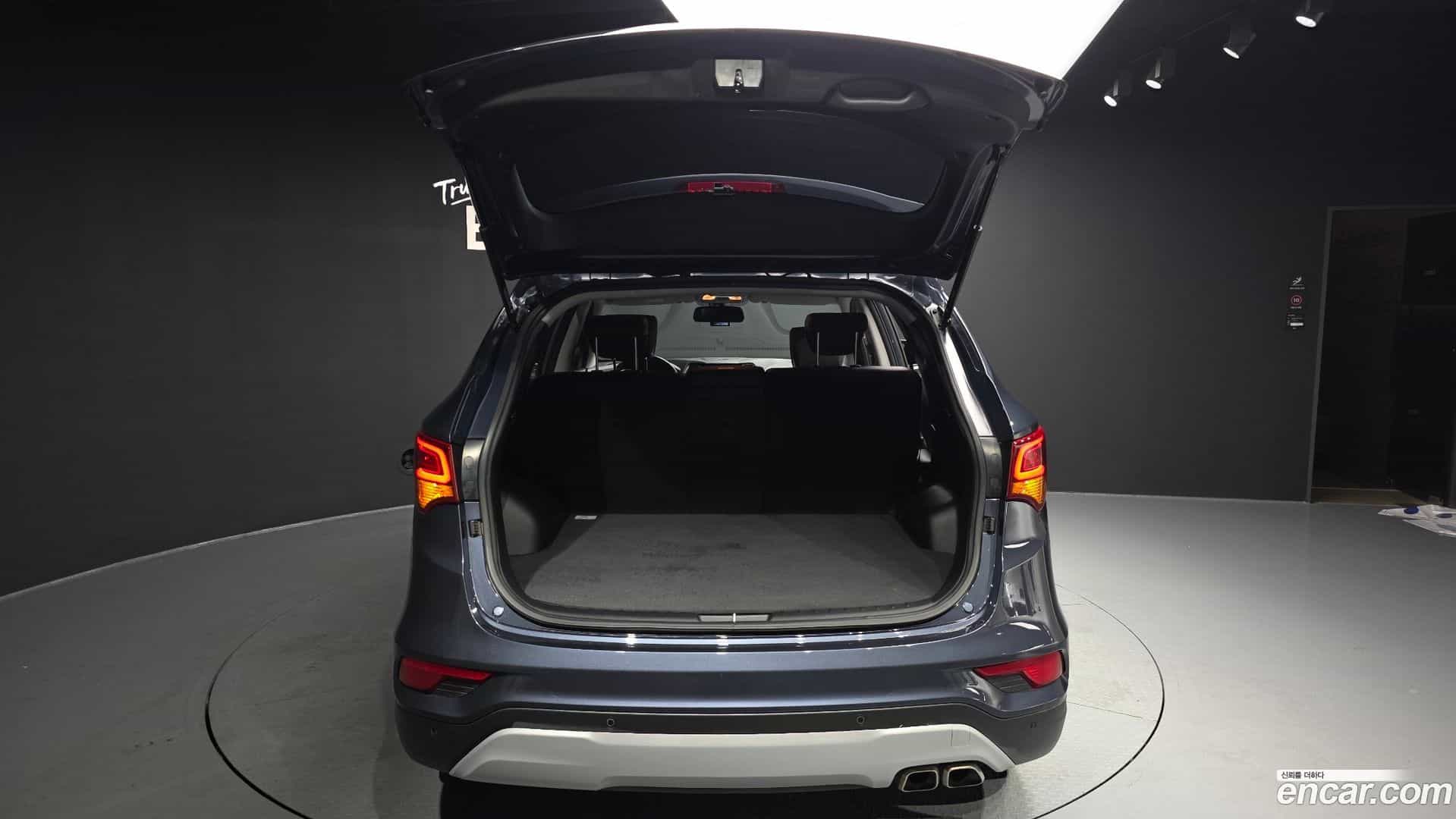 Santafe Hyundai 2017.8-OPTION-024