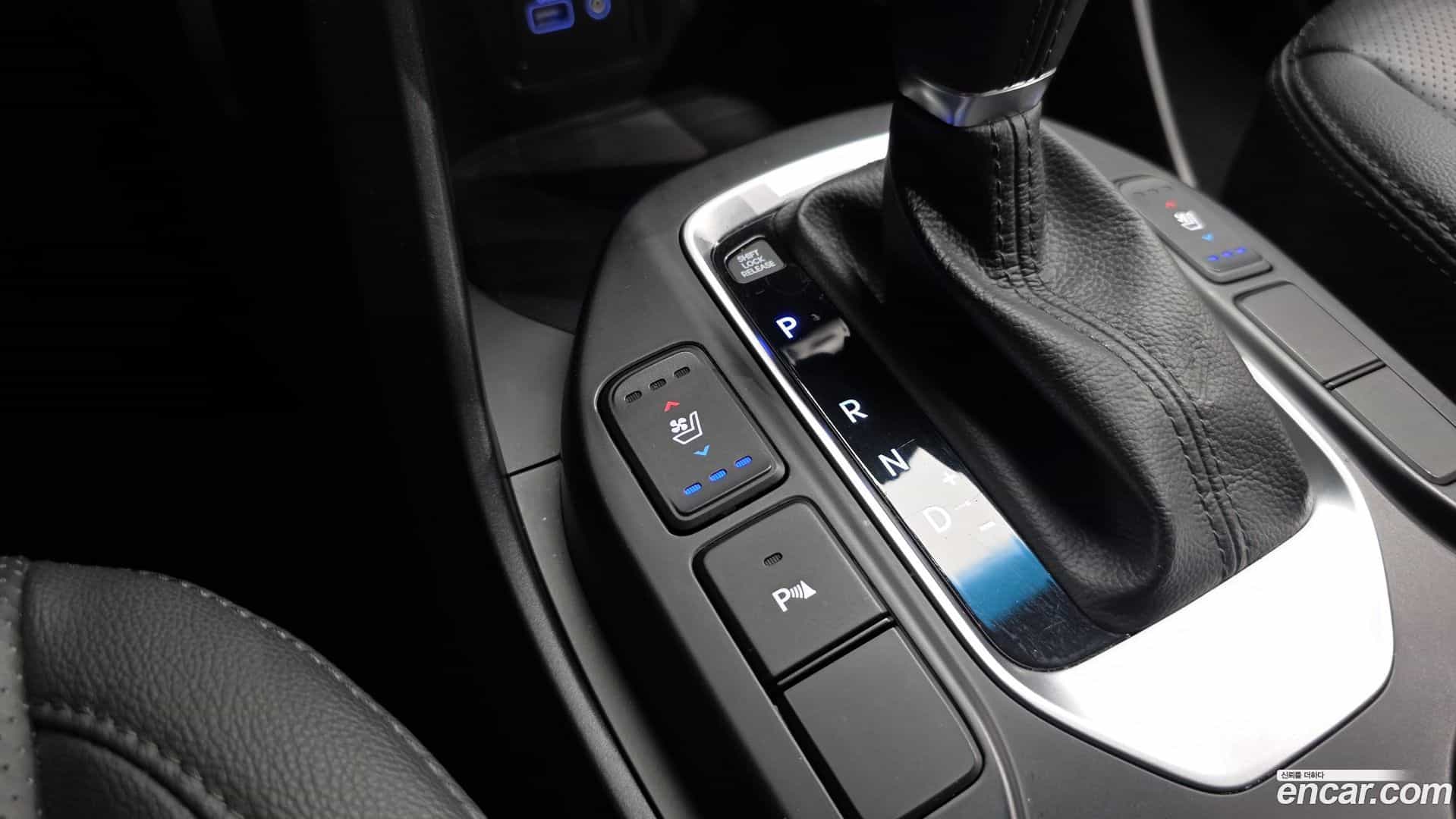 Santafe Hyundai 2017.8-OPTION-041