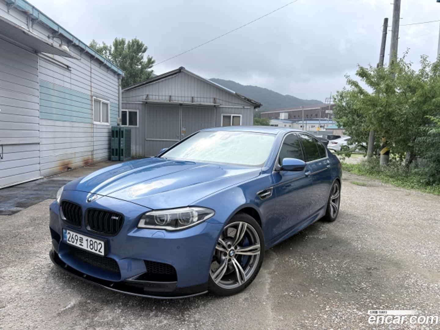 M5 BMW 2014.9-OUTER-001