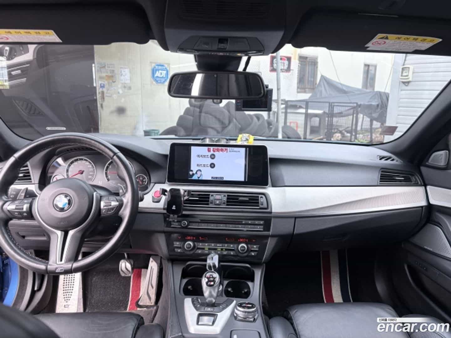M5 BMW 2014.9-INNER-007