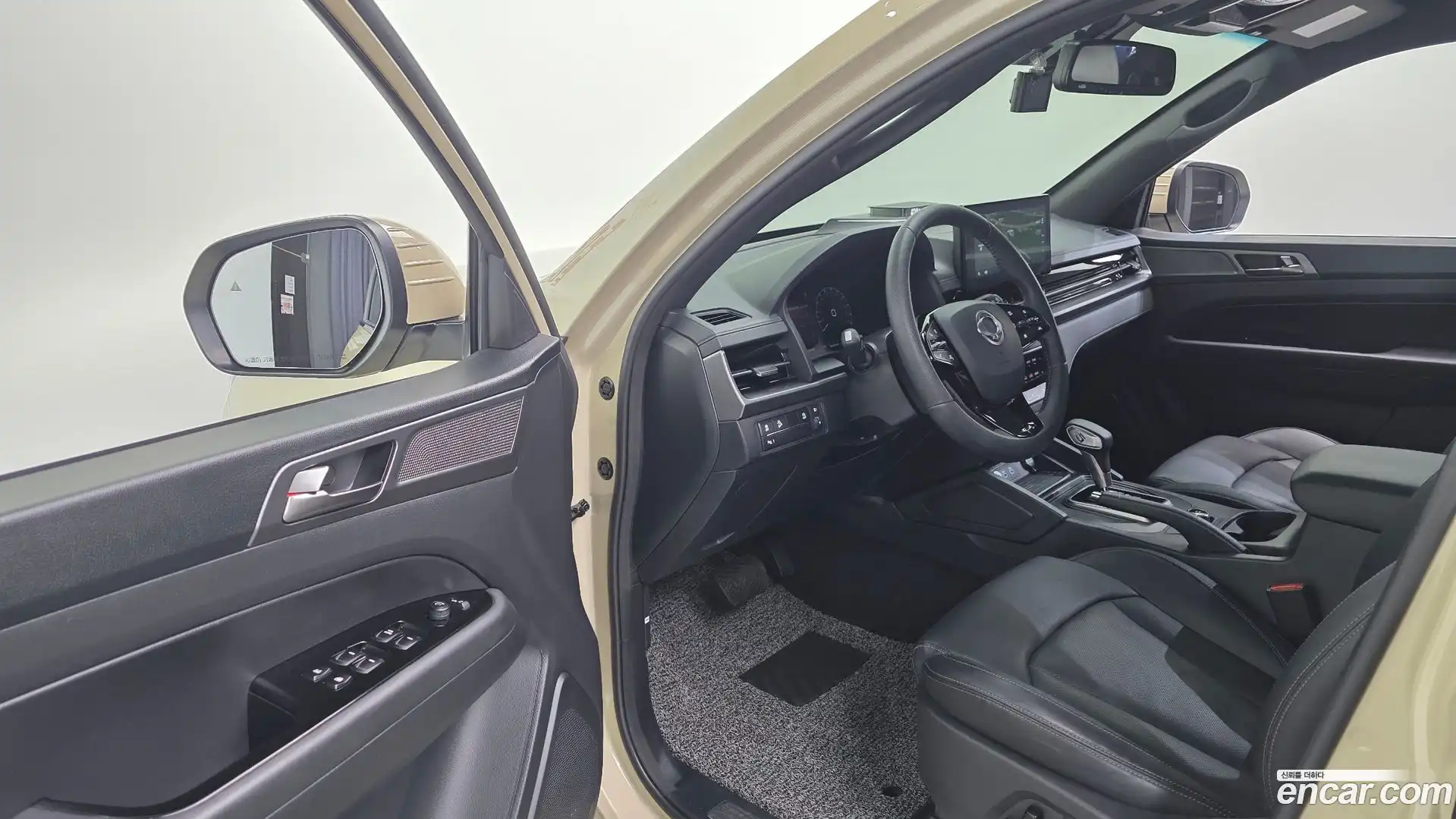 Rexton KG Mobility 2023.7-OPTION-015