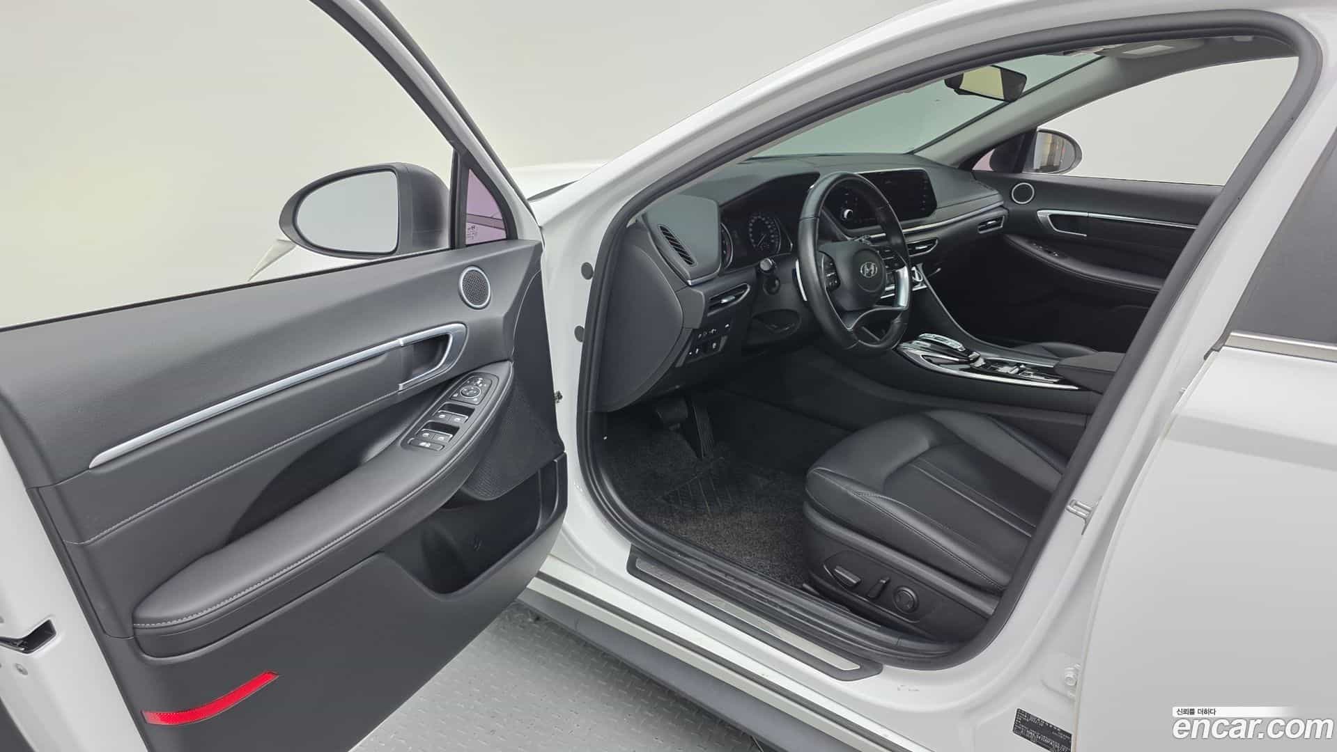 Sonata Hyundai 2022.10-INNER-010