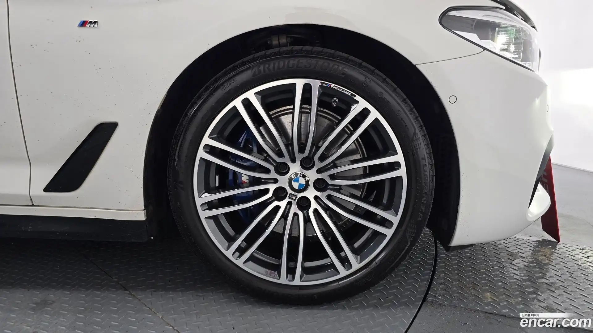 5-Series BMW 2020.4-OUTER-031