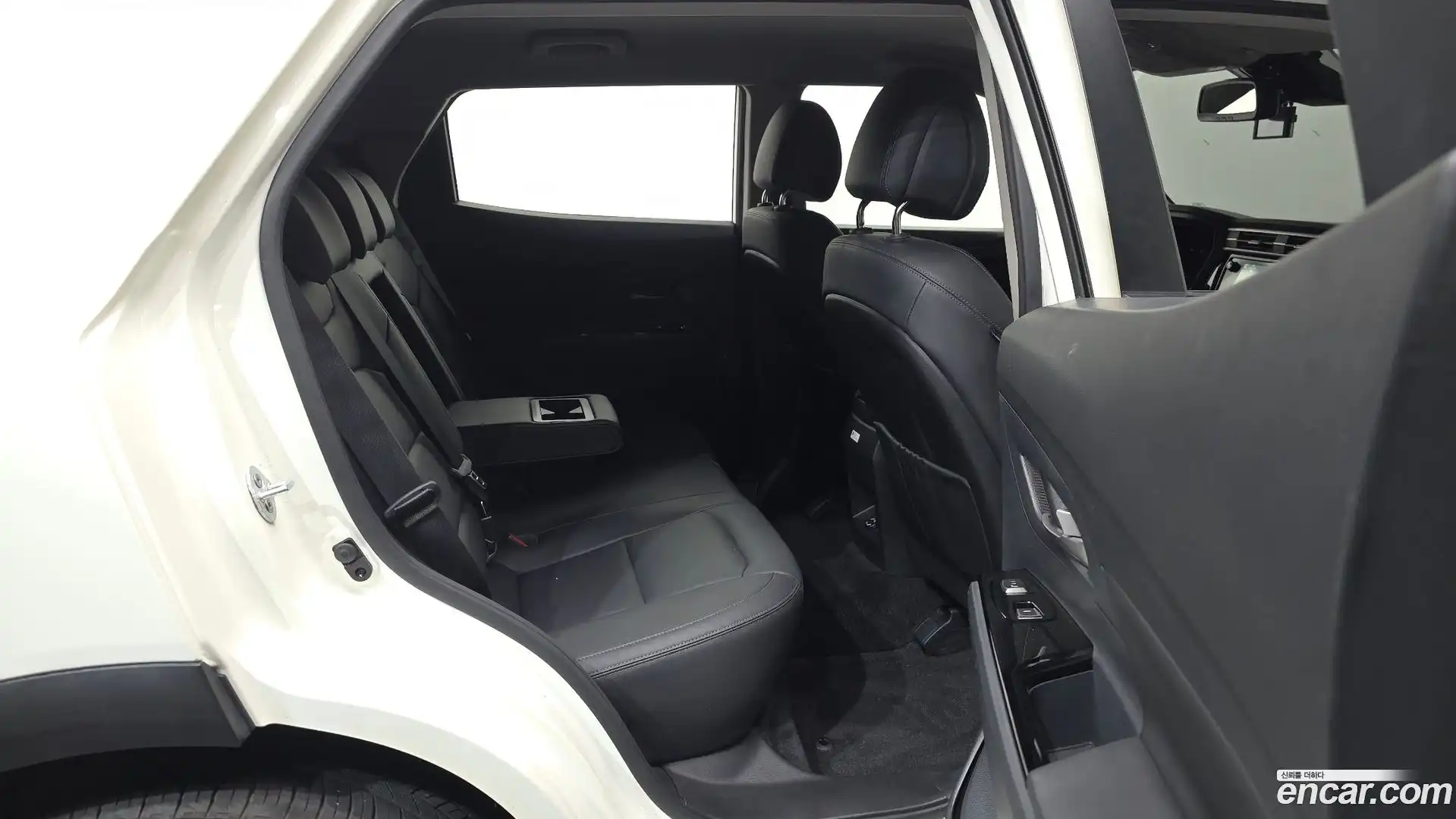 KORANDO KG Mobility 2019.6-OPTION-016