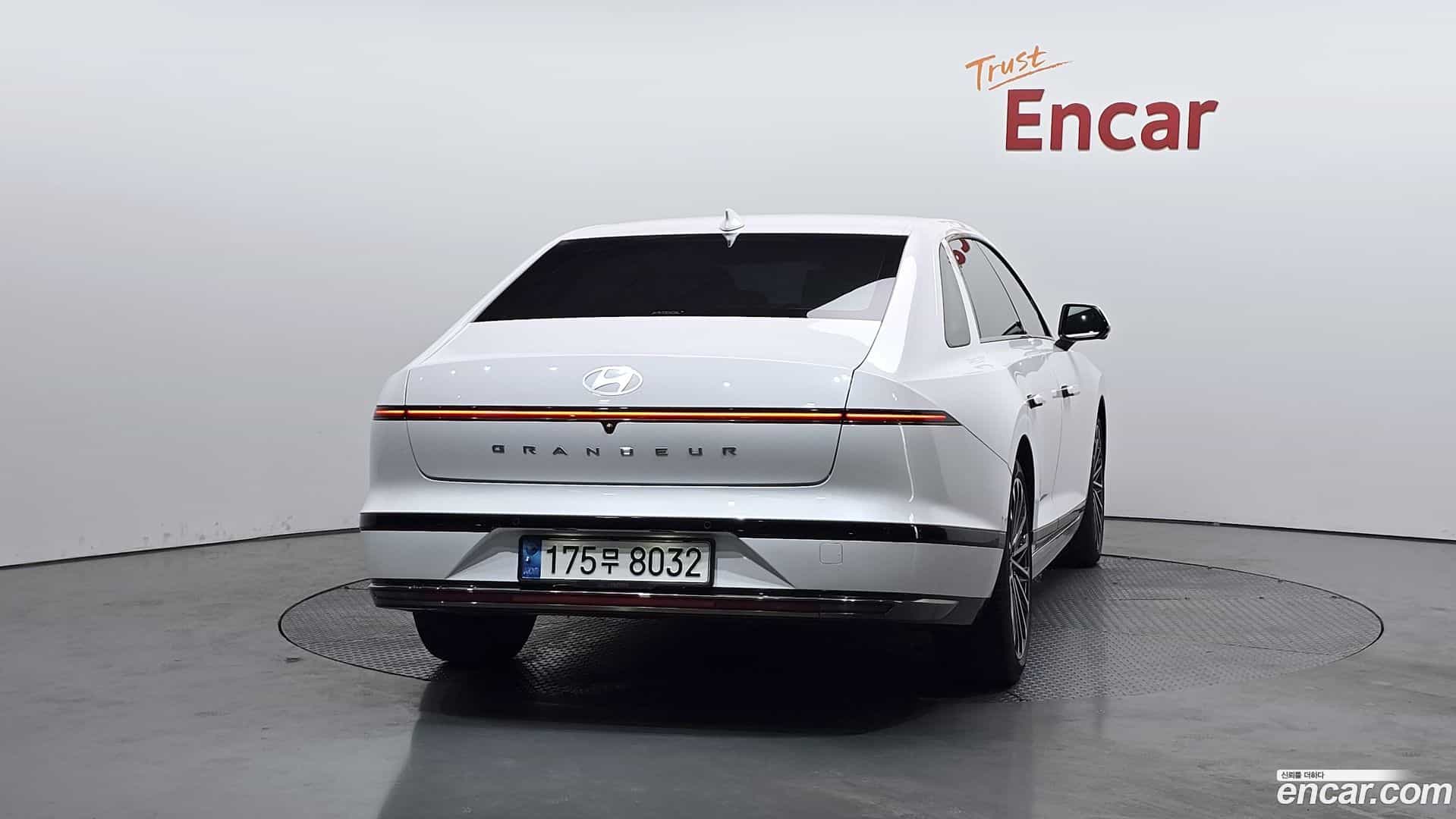Grandeur Hyundai 2023.2-OUTER-004