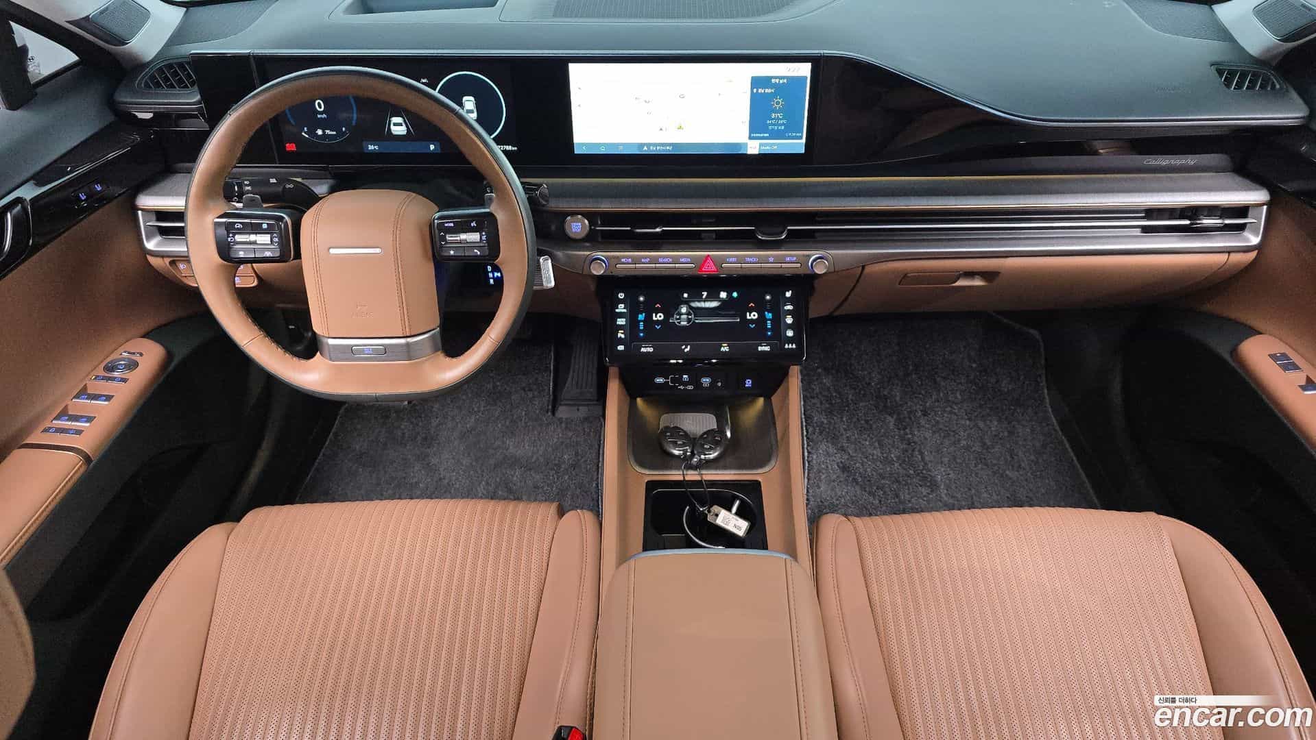 Grandeur Hyundai 2023.2-INNER-007