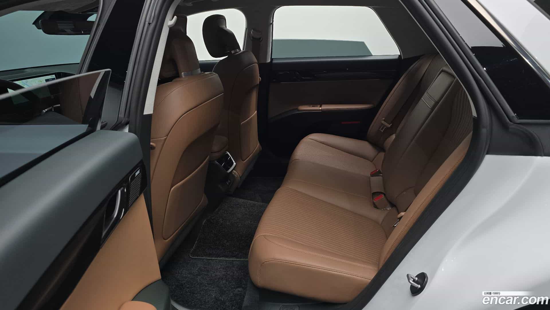 Grandeur Hyundai 2023.2-OPTION-016