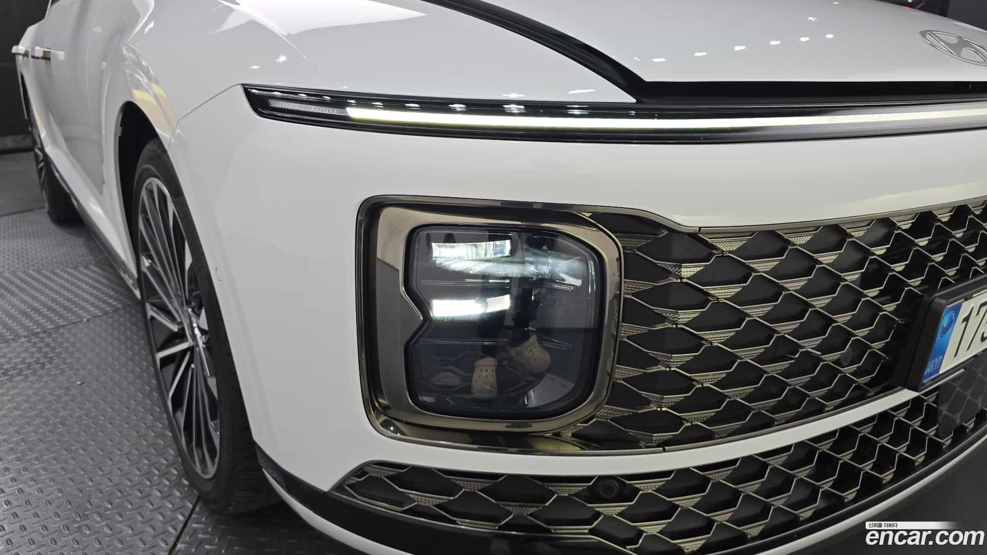 Grandeur Hyundai 2023.2-OUTER-032