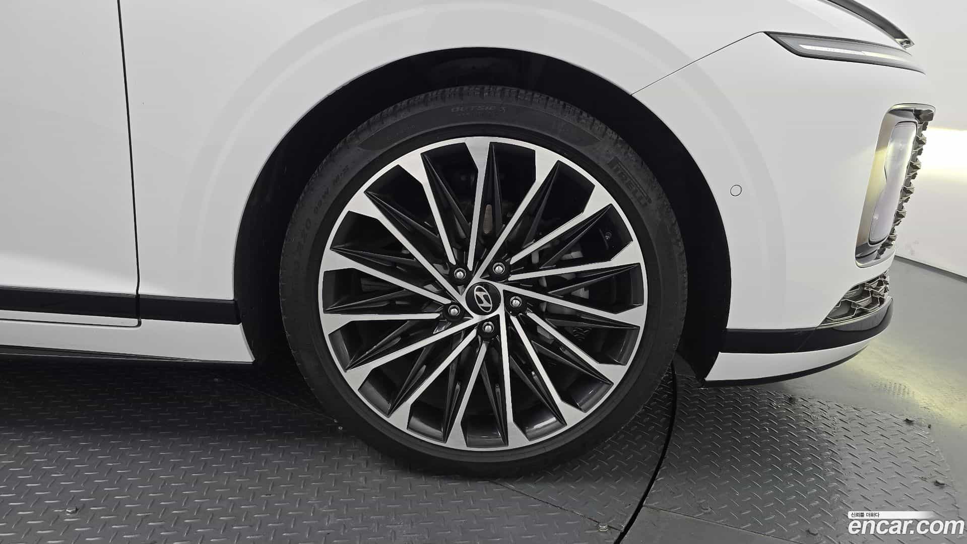 Grandeur Hyundai 2023.2-OPTION-045