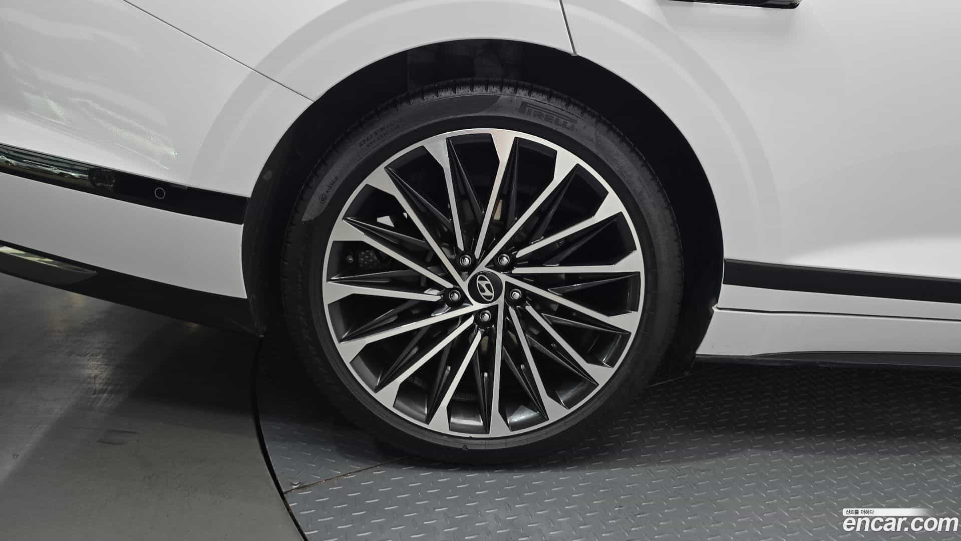 Grandeur Hyundai 2023.2-OPTION-046
