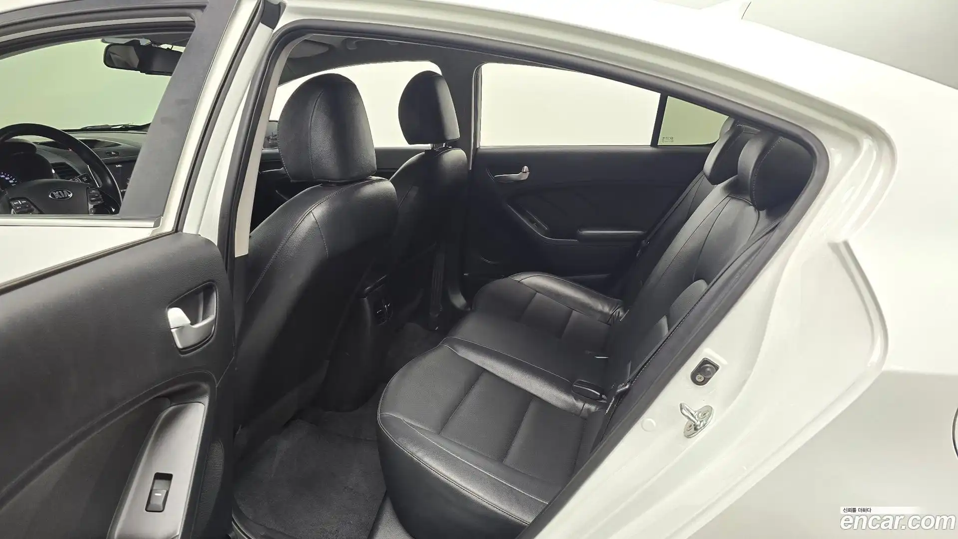 K3 Kia 2017.0-OPTION-016