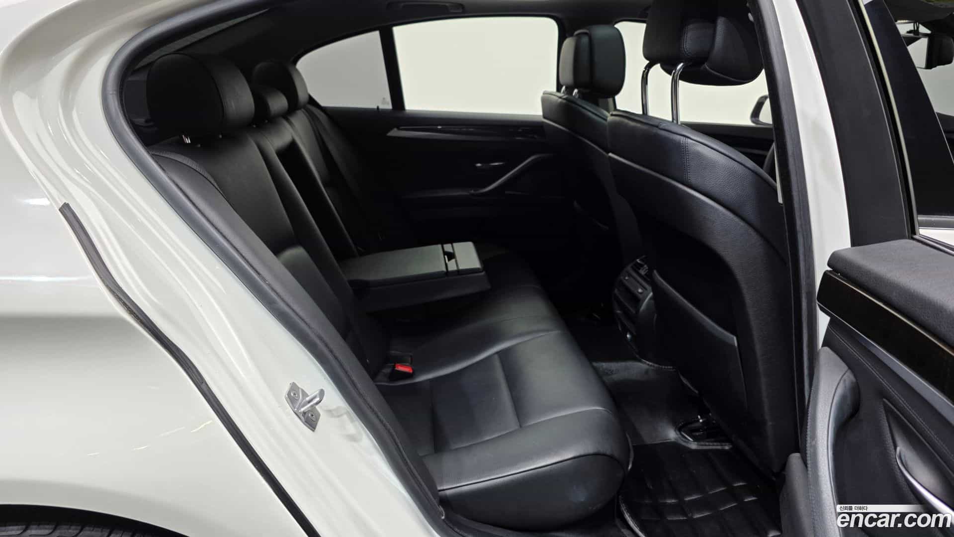 5-Series BMW 2013.7-OPTION-016