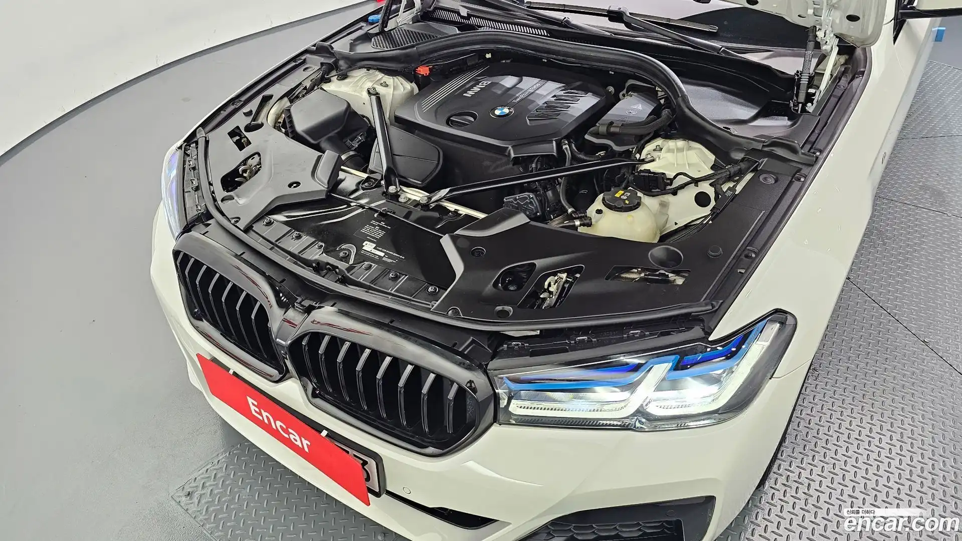 5-Series BMW 2017.8-OUTER-006