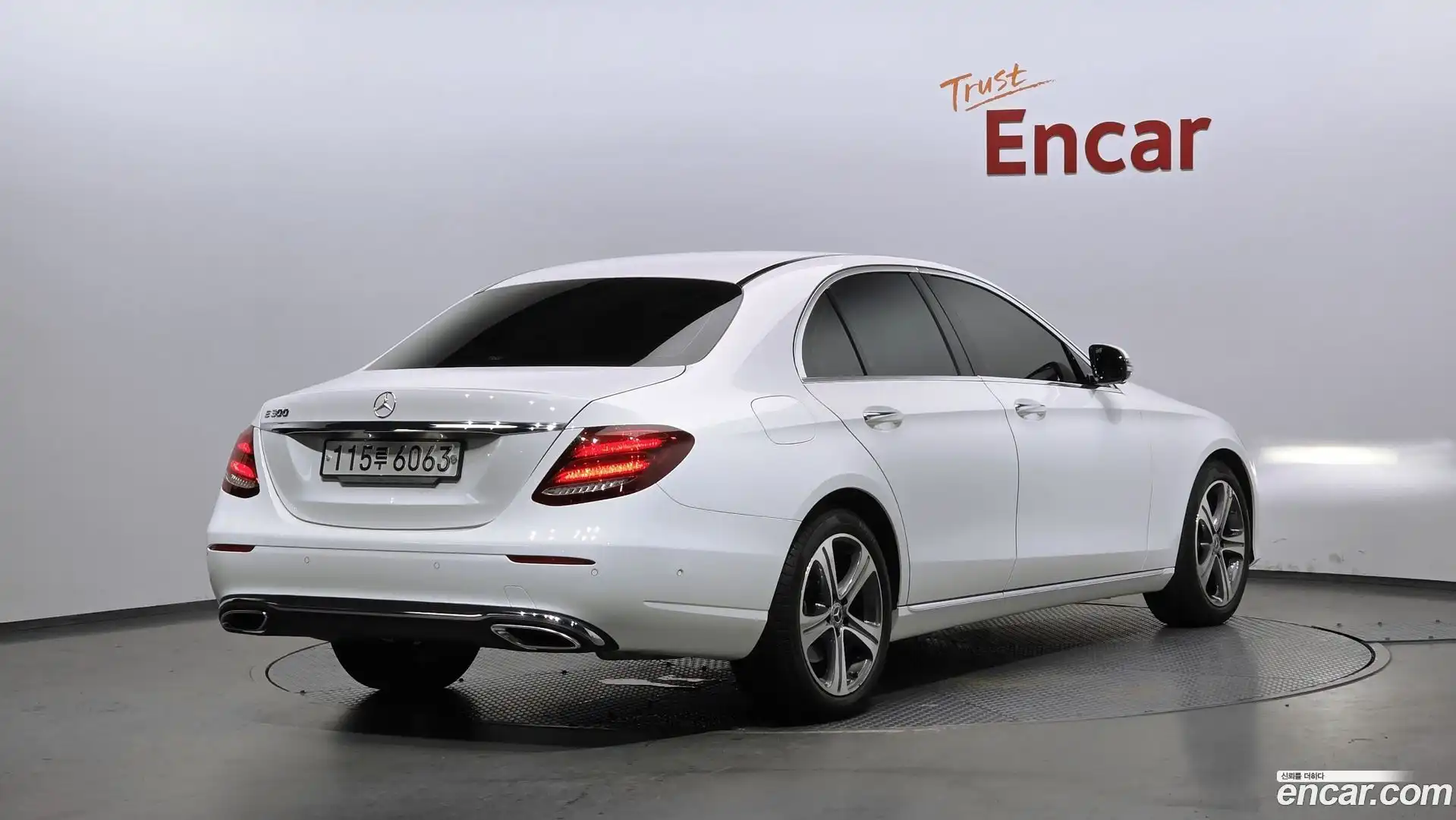 E-Class Mercedes-Benz 2020.0-OUTER-002