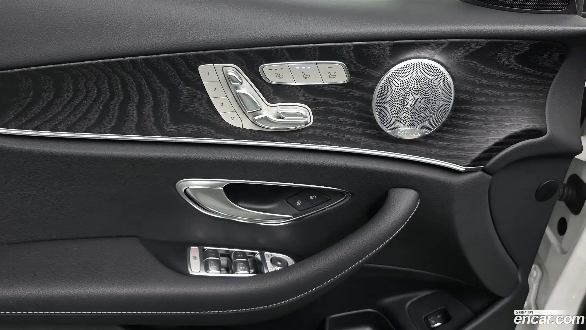 E-Class Mercedes-Benz 2020.0-OPTION-022