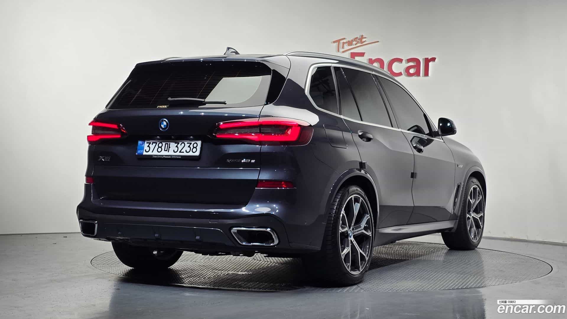 X5 BMW 2022.0-OUTER-002