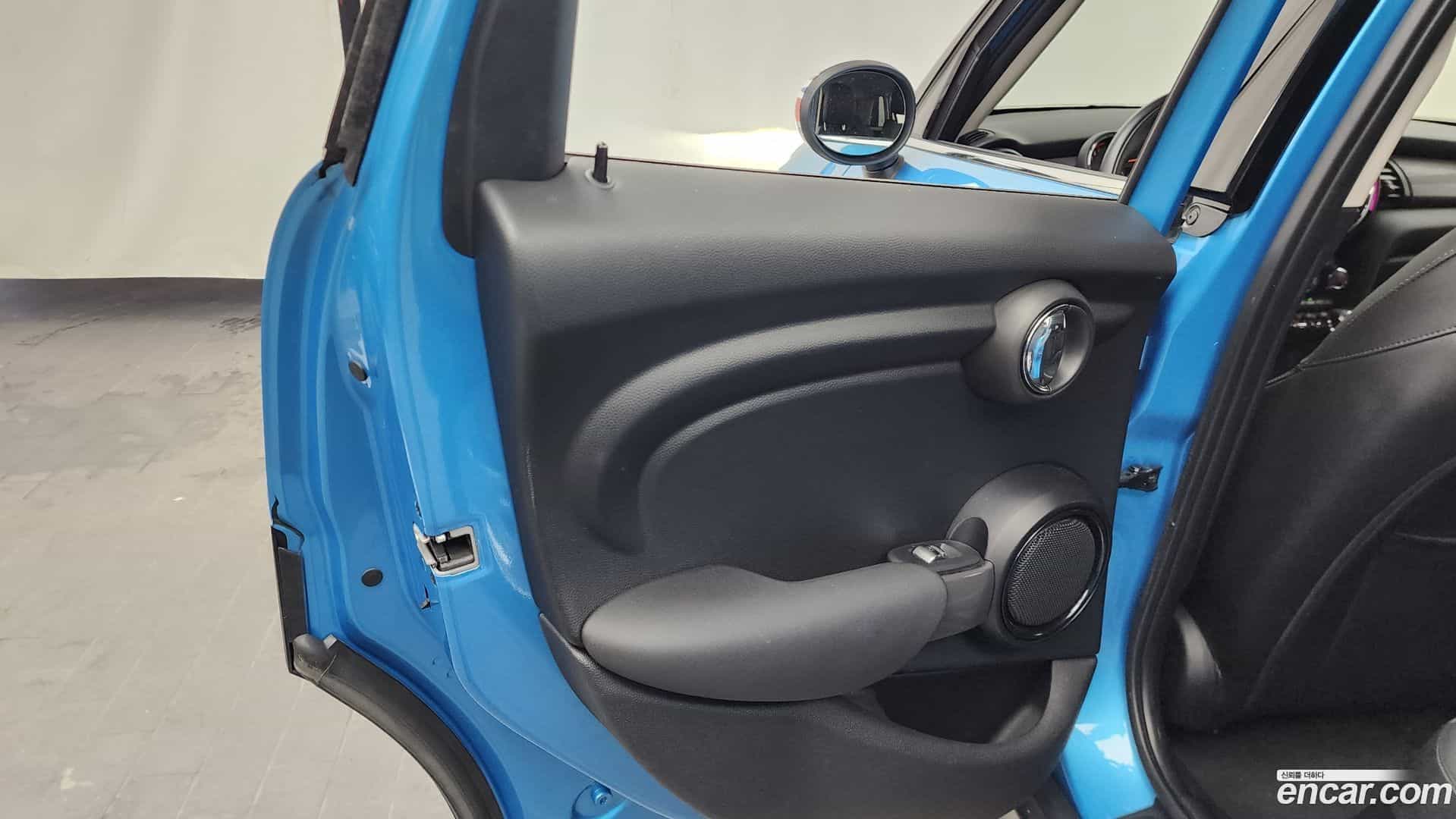 Cooper Mini 2019.7-INNER-035