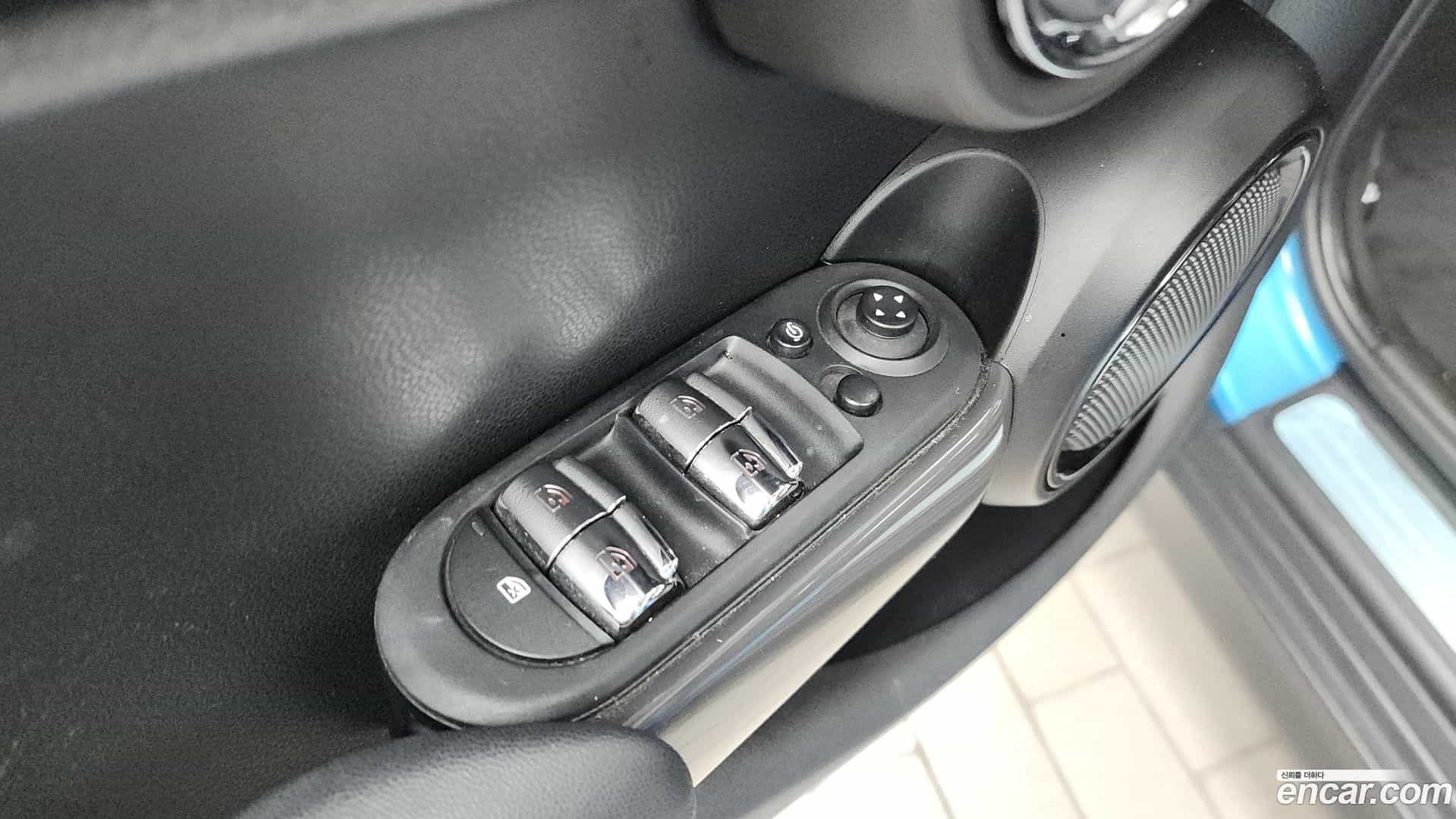 Cooper Mini 2019.7-OPTION-041