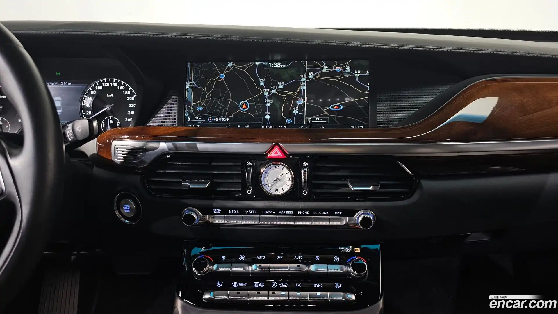 EQ900 Genesis 2016.7-OPTION-016