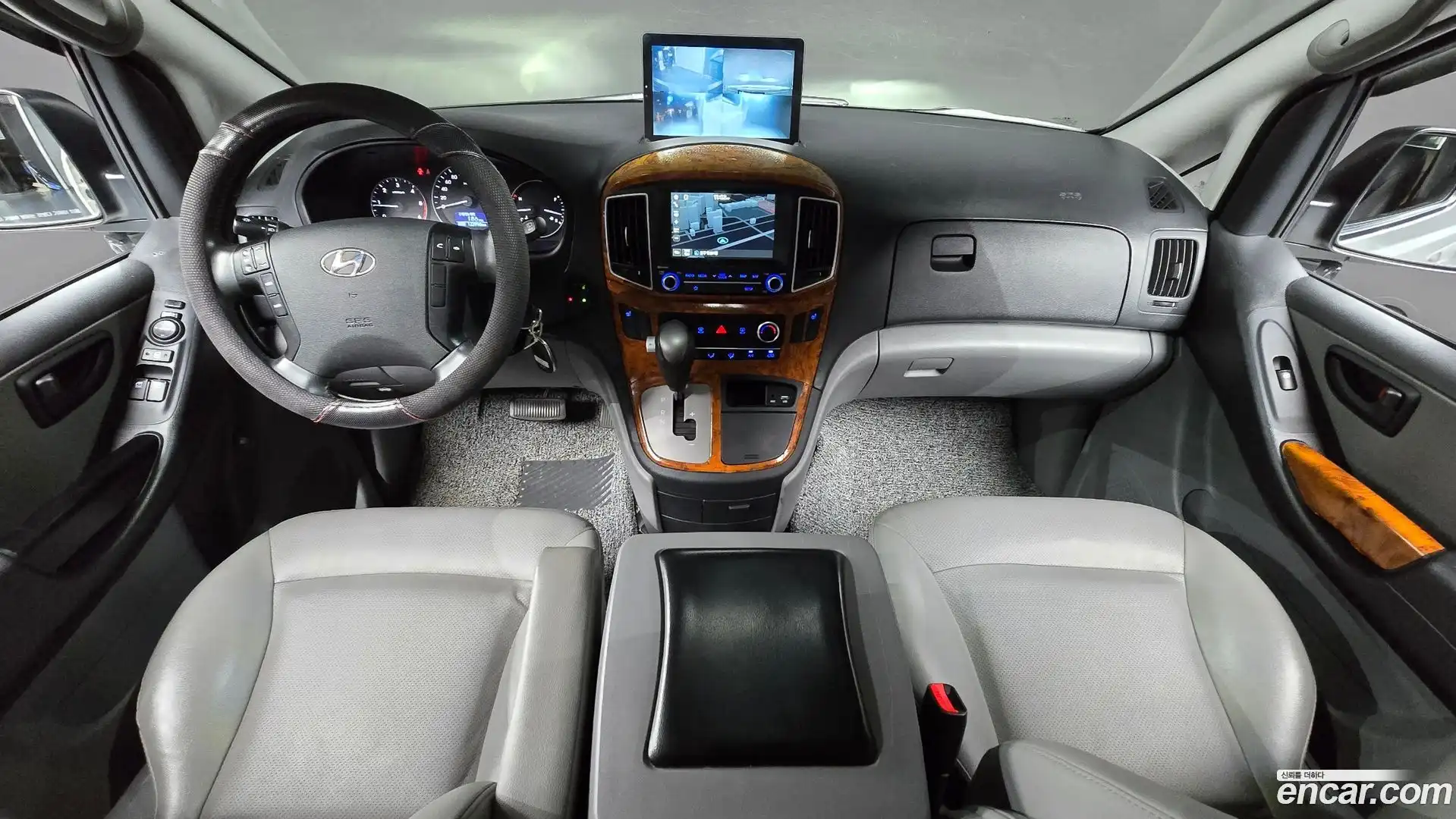Starex Hyundai 2018.8-INNER-007