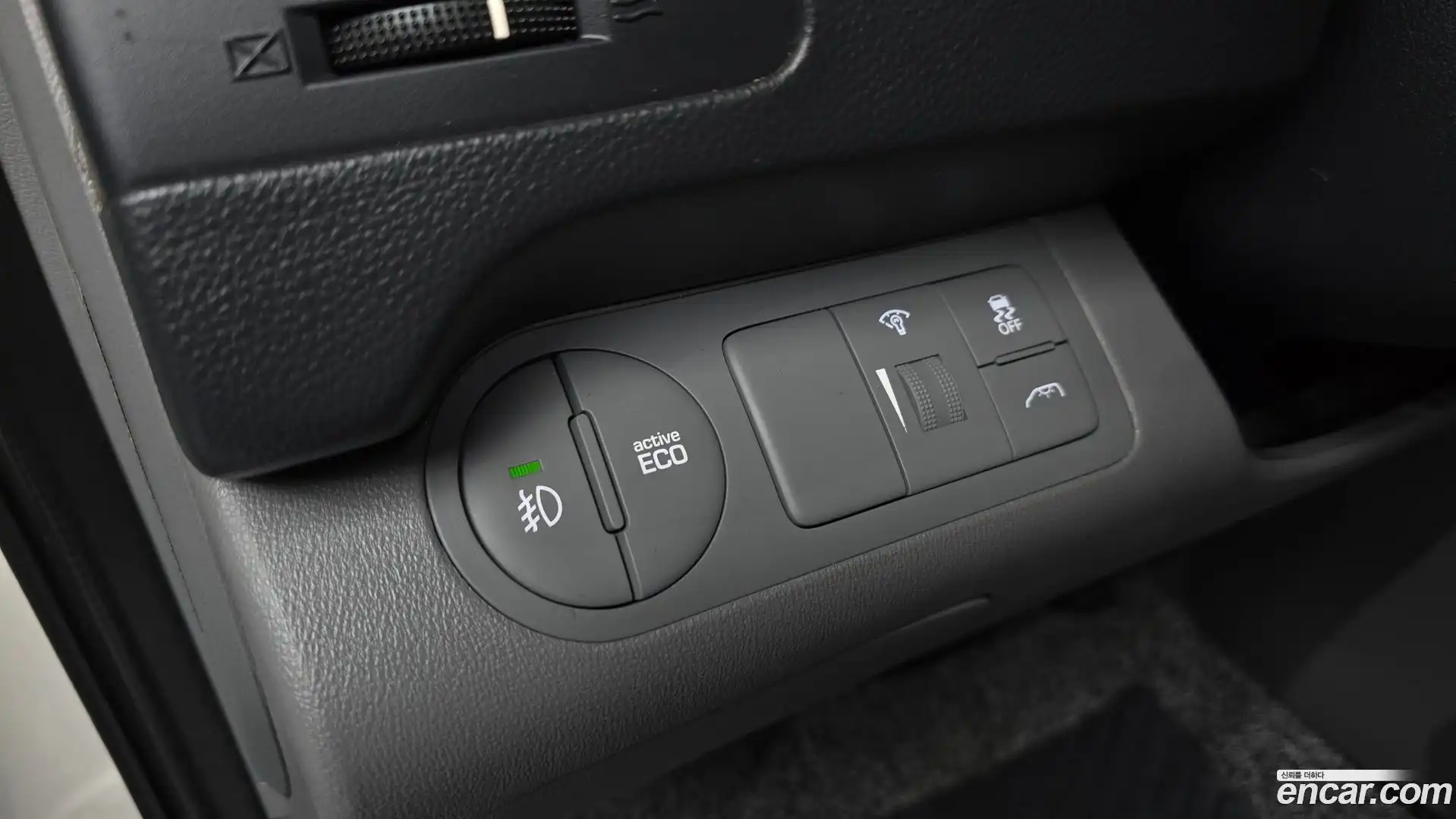 Starex Hyundai 2018.8-OPTION-018