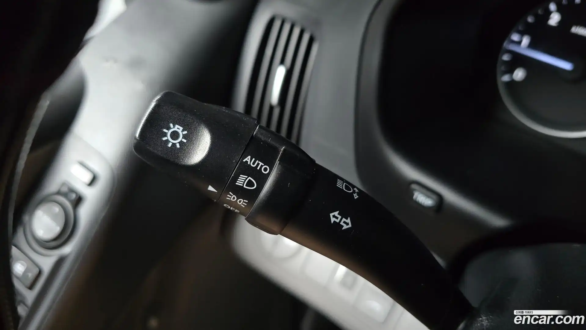 Starex Hyundai 2018.8-OPTION-042