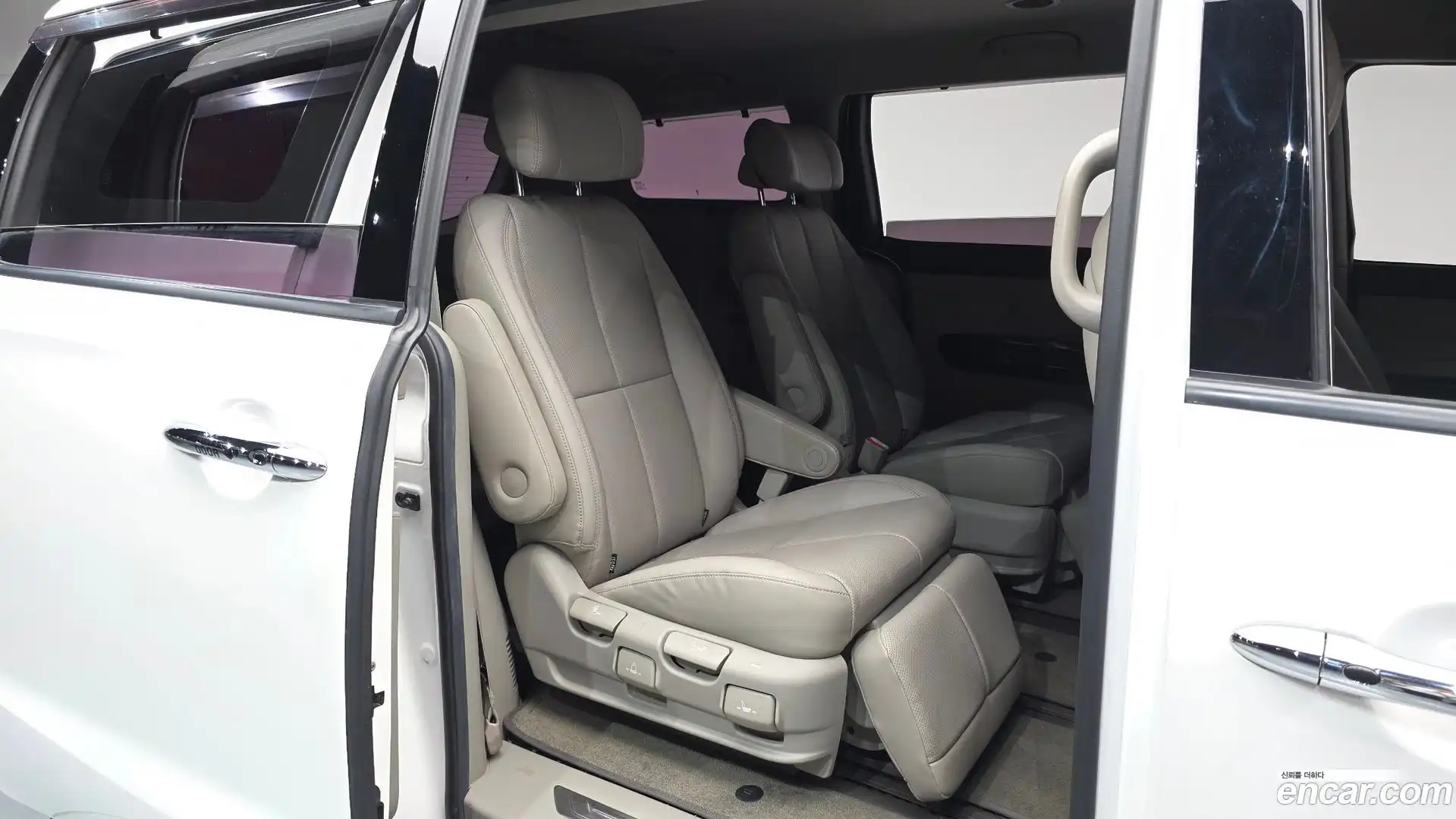 Canival Kia 2019.11-OPTION-015