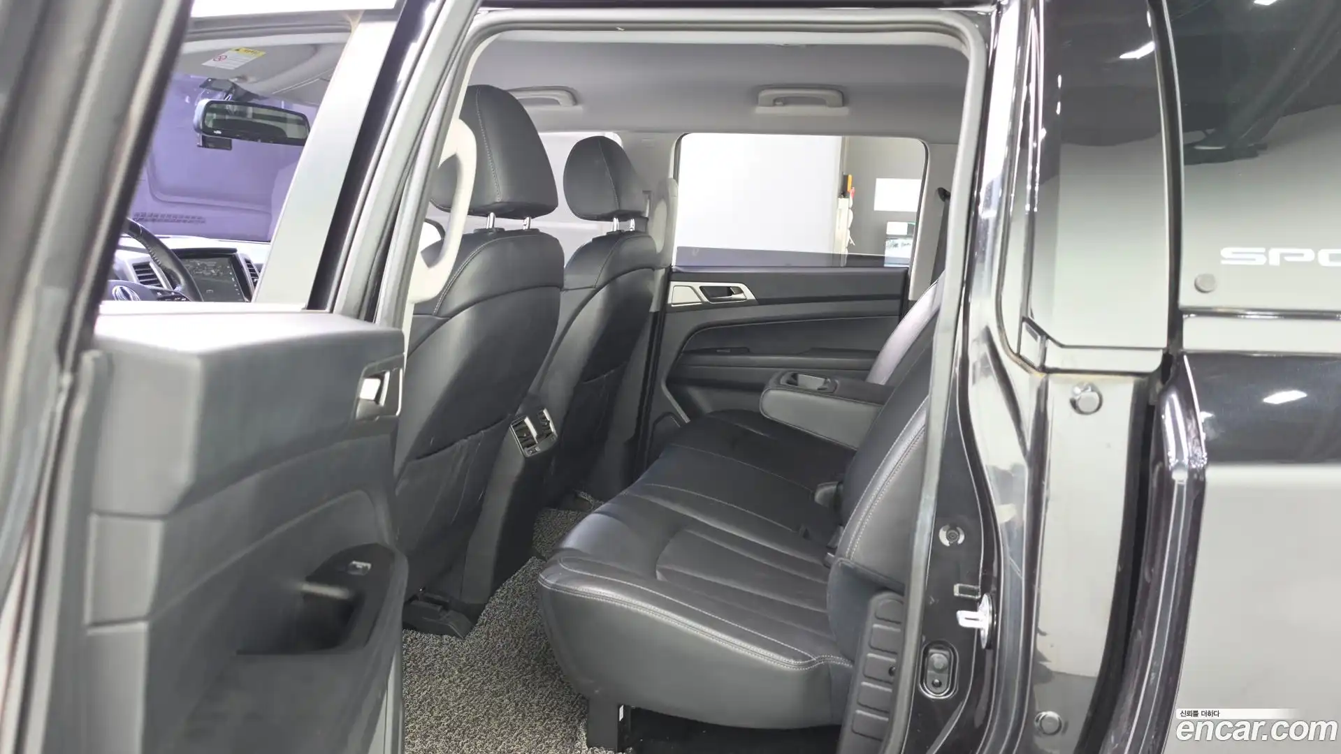 Rexton KG Mobility 2018.6-OPTION-015