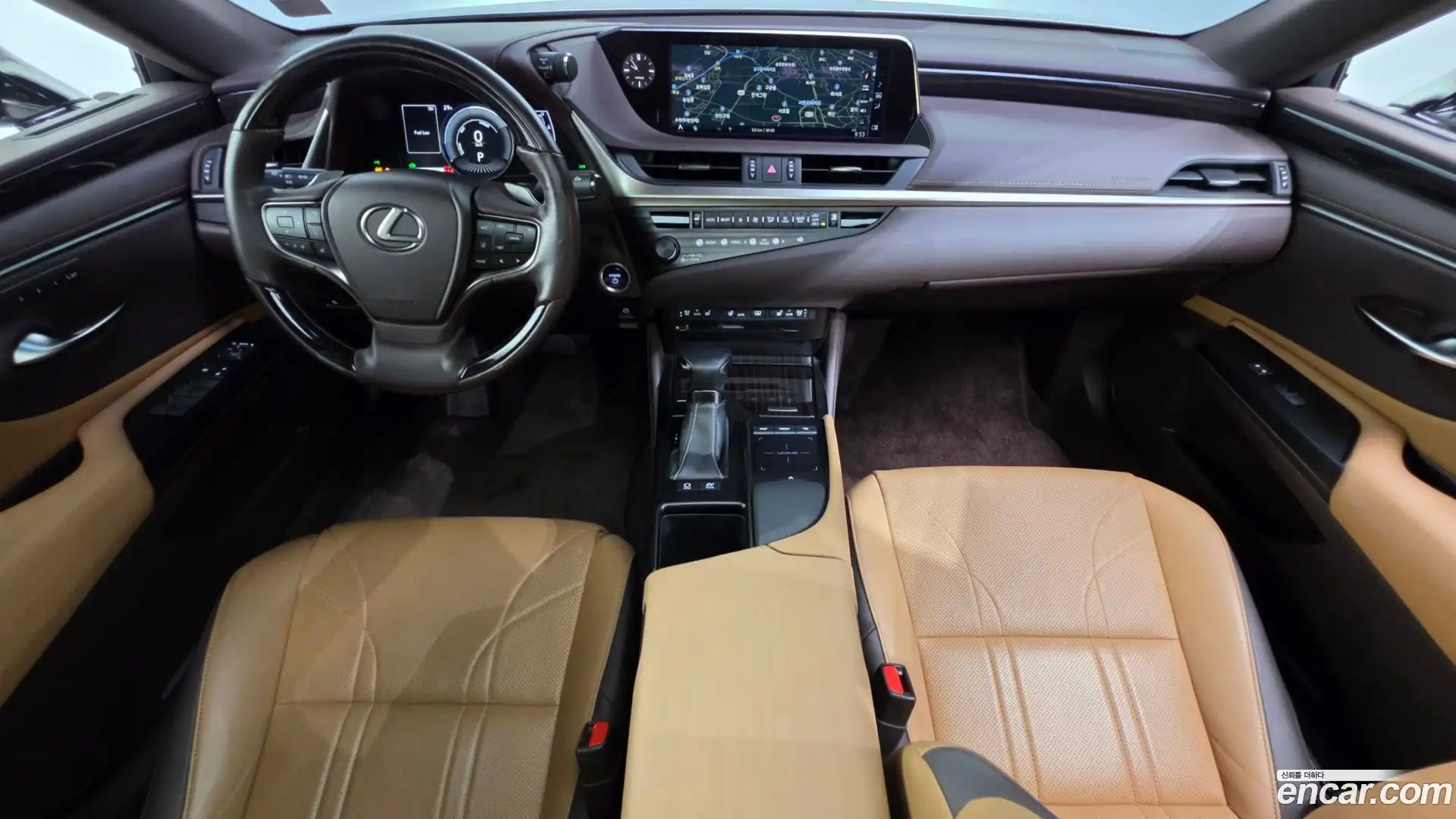 ES Lexus 2018.10-INNER-007