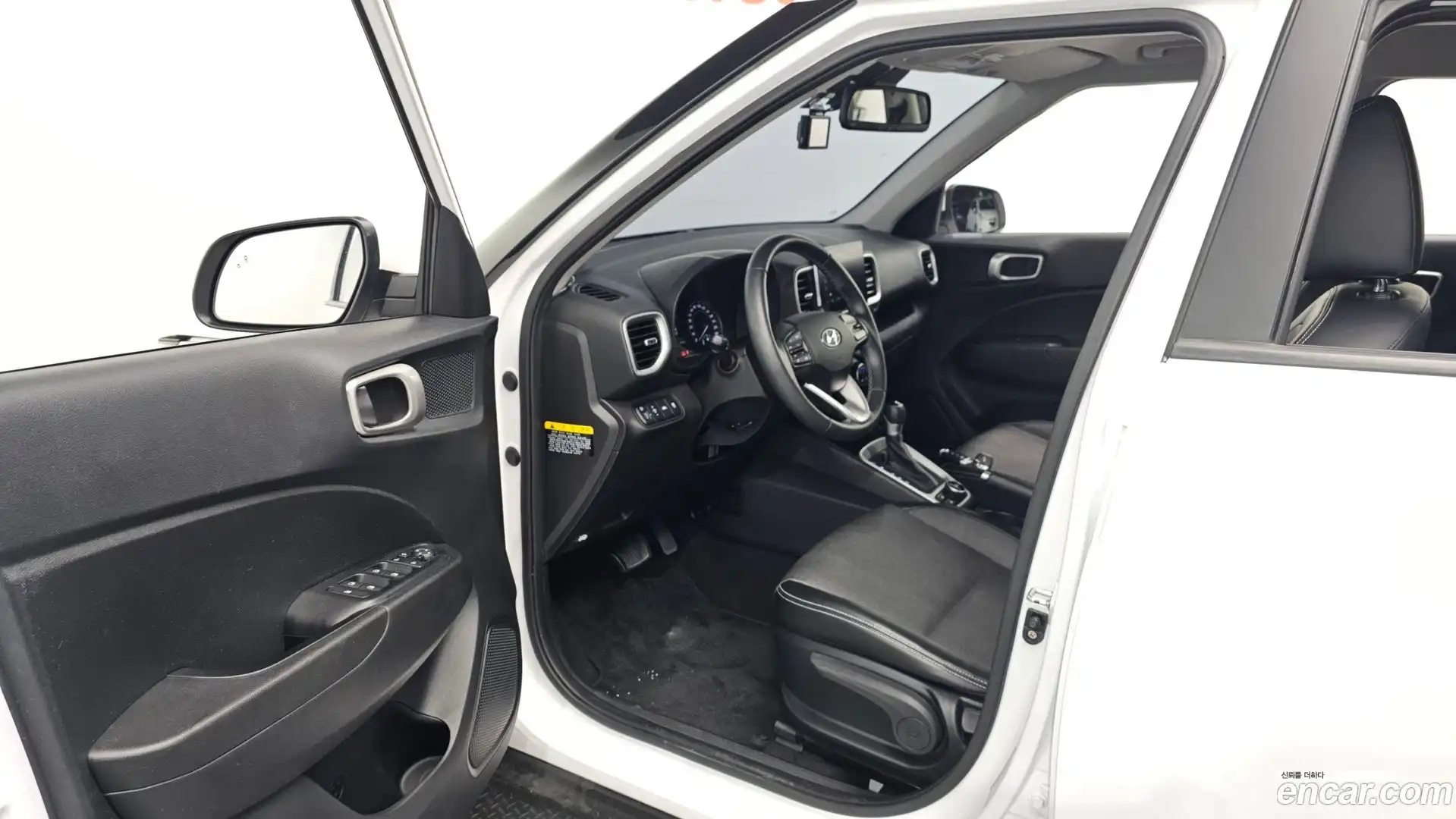 Venue Hyundai 2020.0-INNER-010