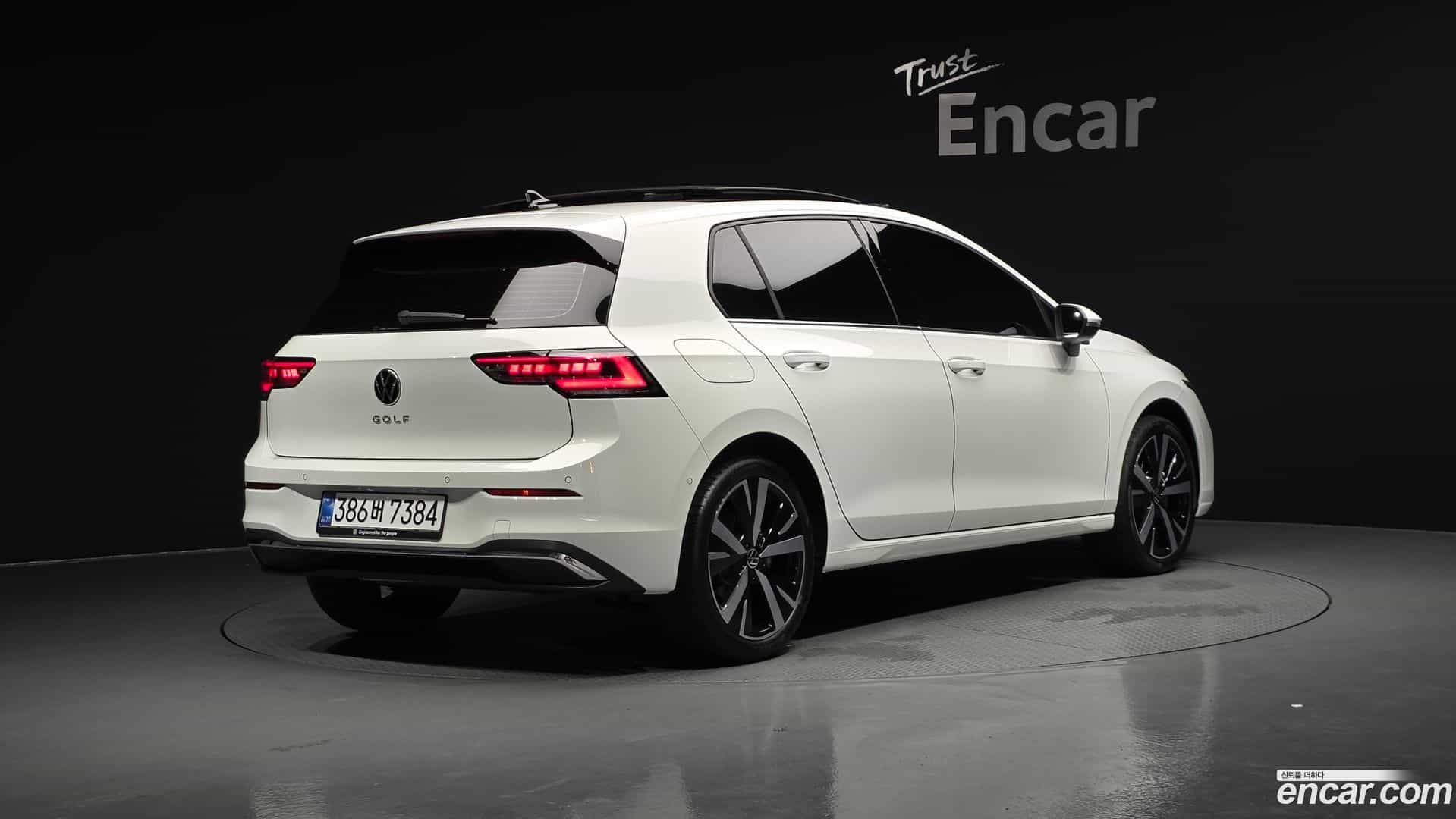 Golf Volkswagen 2026.5-OUTER-002