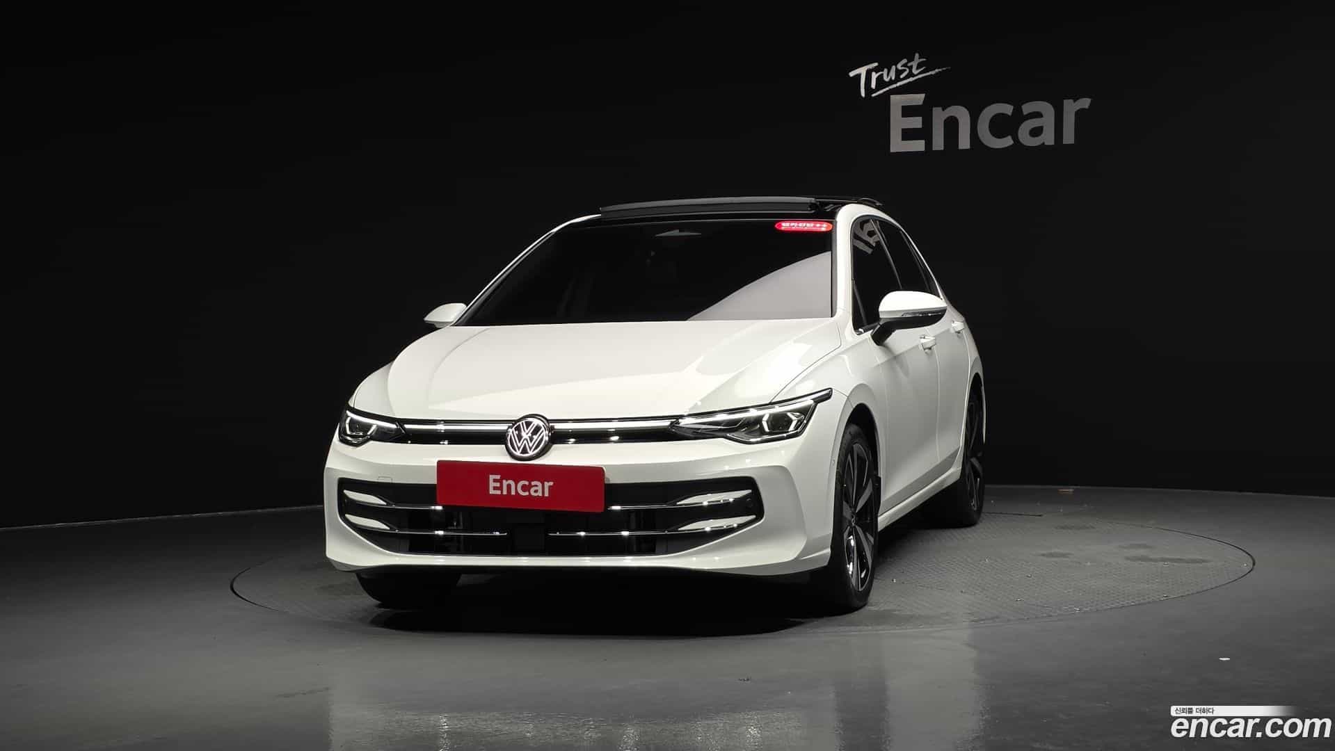 Golf Volkswagen 2026.5-OUTER-003