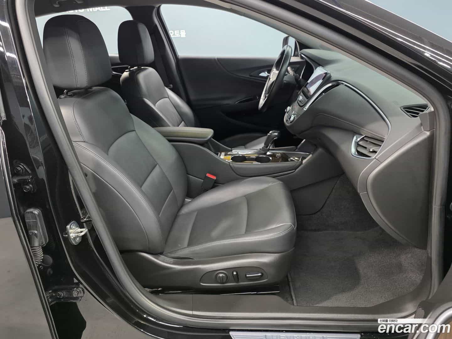 Malibu Chevrolet 2020.10-OPTION-017
