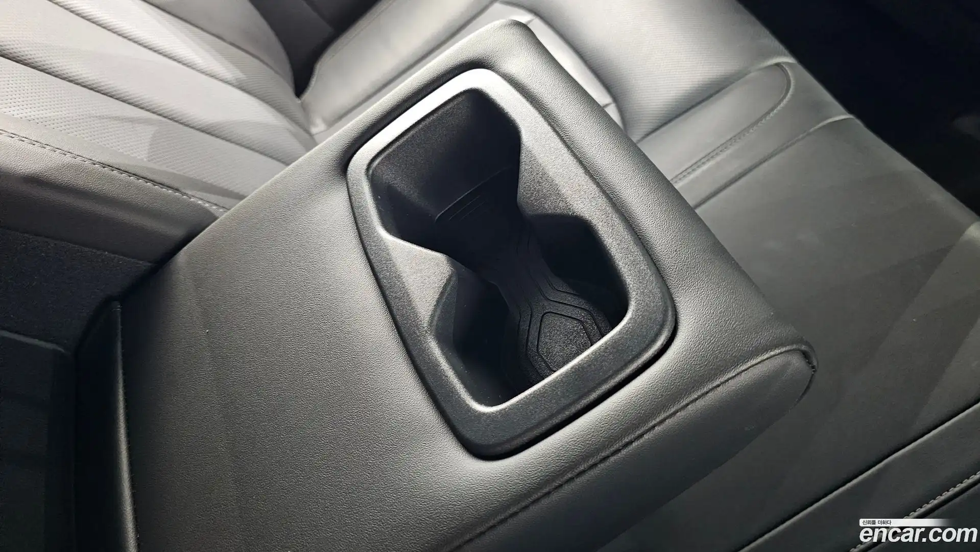 Rexton KG Mobility 2021.11-OPTION-040