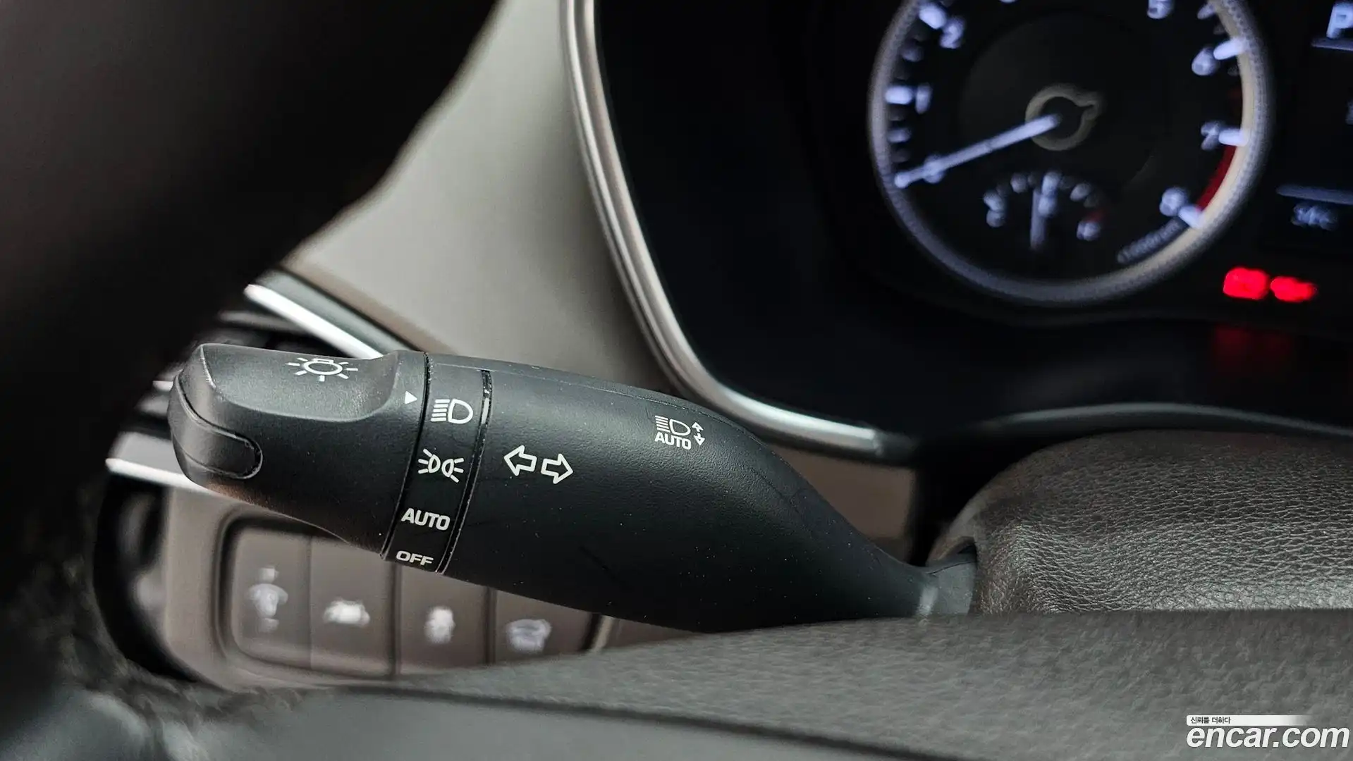 Santafe Hyundai 2018.4-OPTION-043