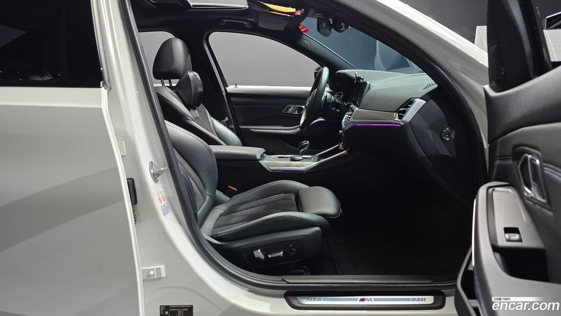 3-Series BMW 2020.6-INNER-036