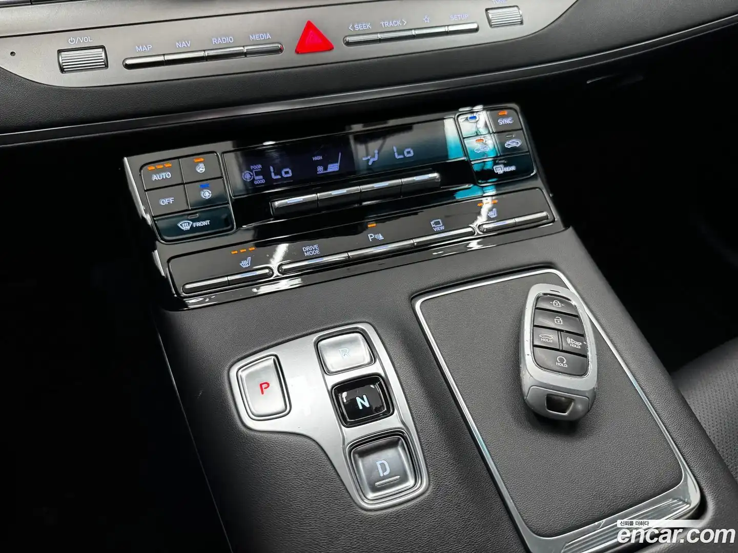 Grandeur Hyundai 2021.11-INNER-009