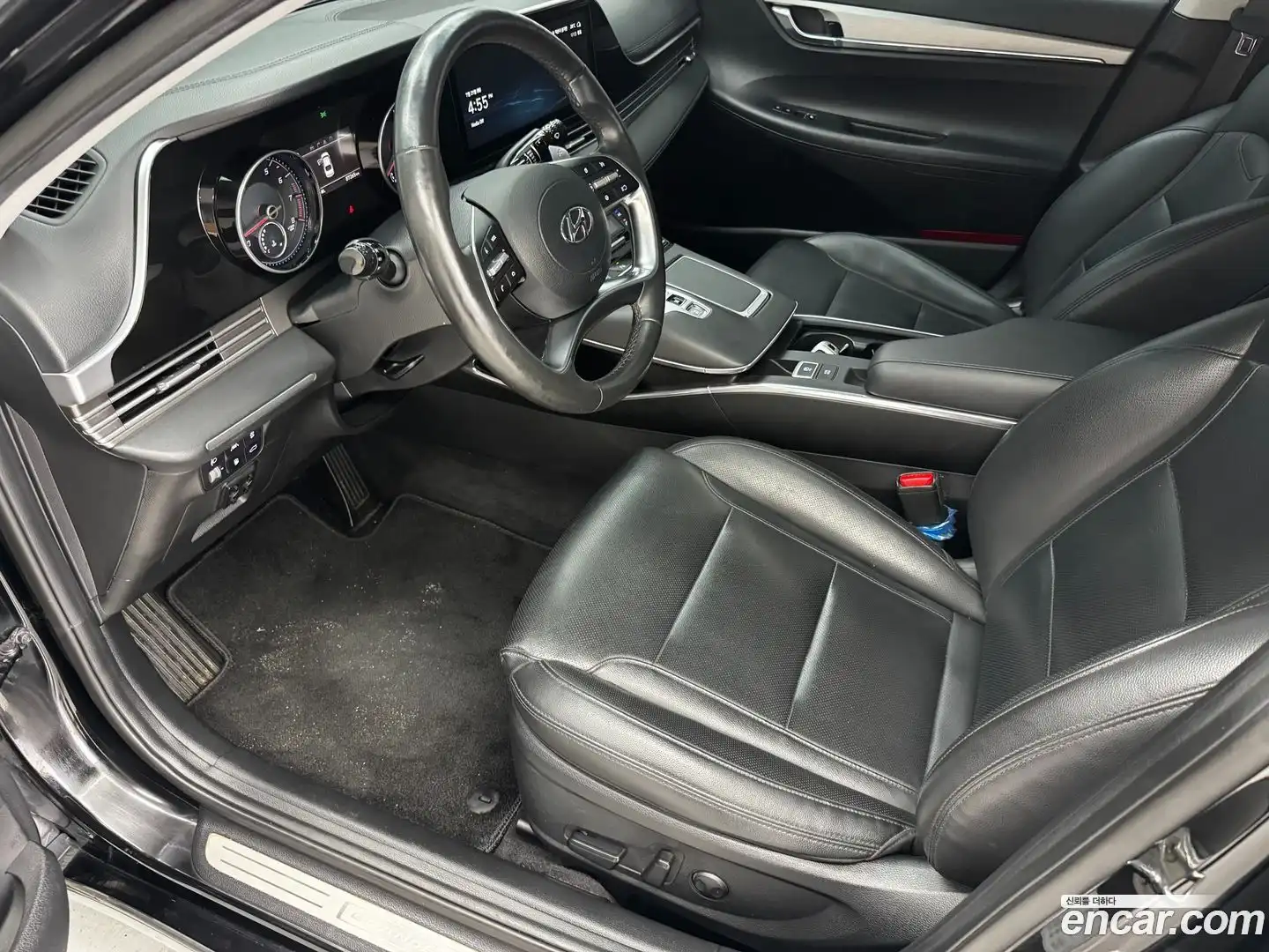 Grandeur Hyundai 2021.11-INNER-010