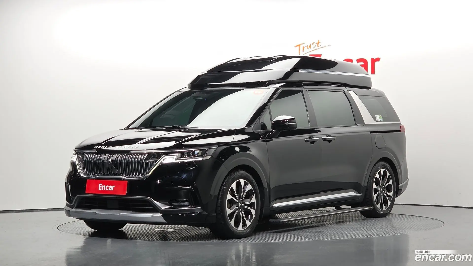 Main__Slider__Photo:Canival Kia 2022.4-0