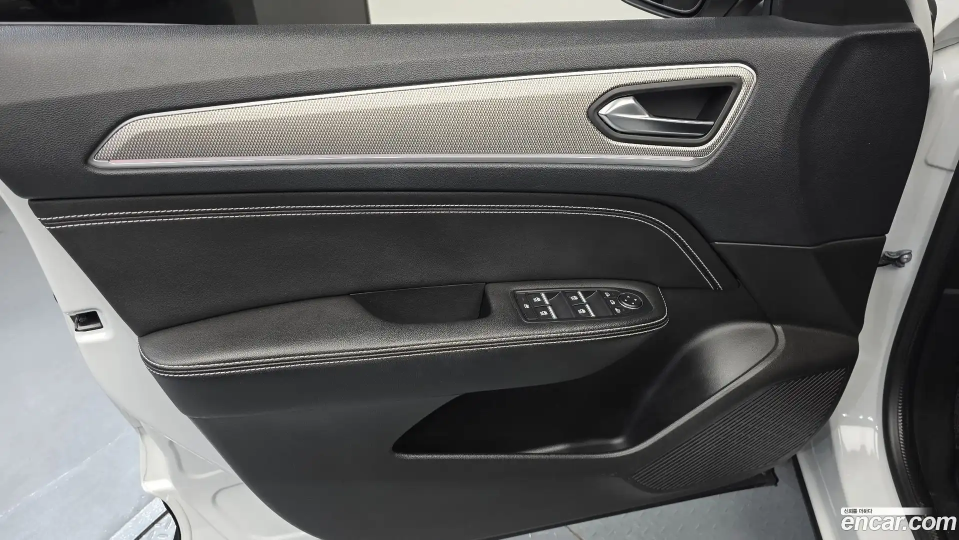 XM3 Renault Korea 2022.8-INNER-034