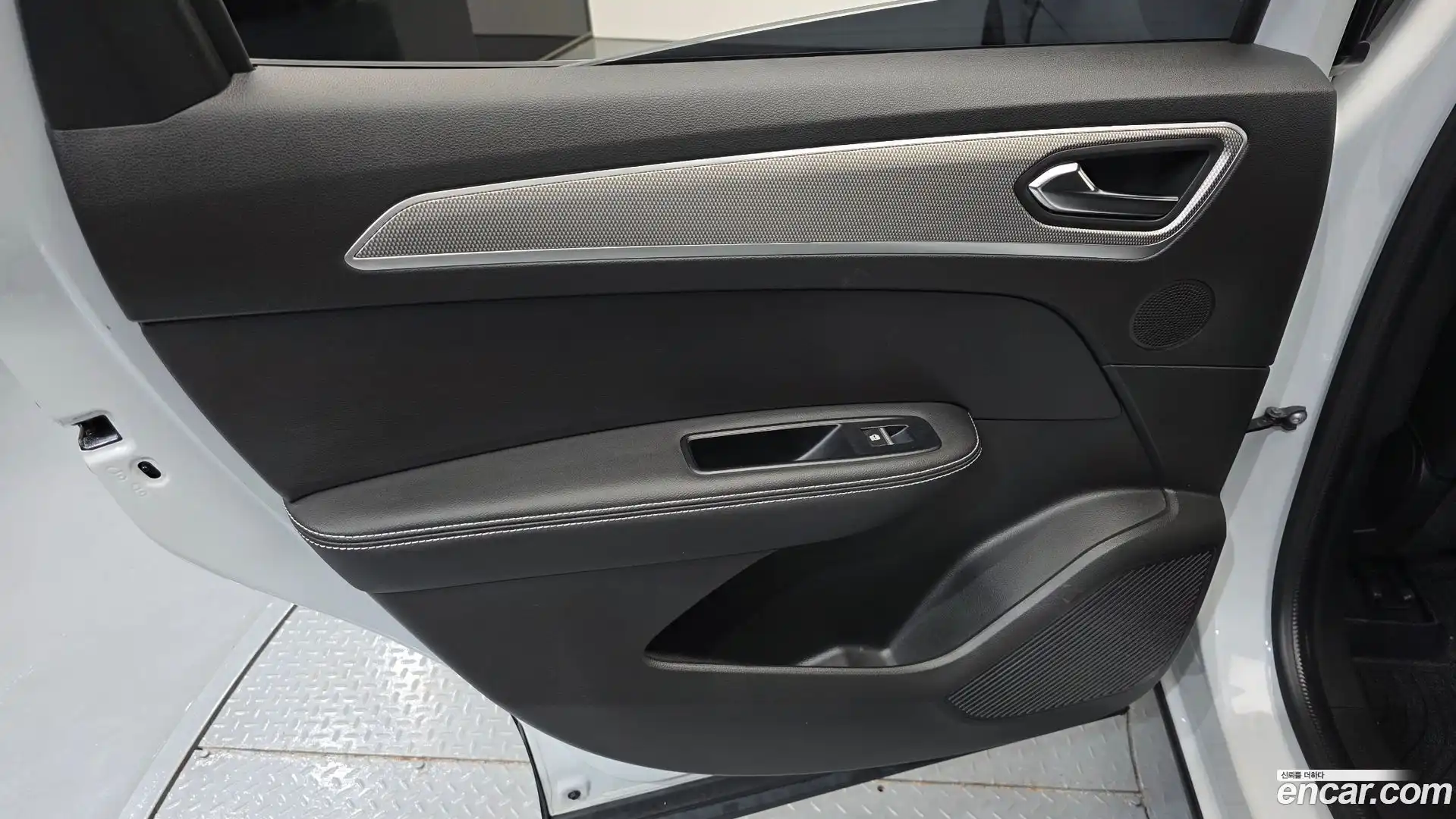 XM3 Renault Korea 2022.8-INNER-035