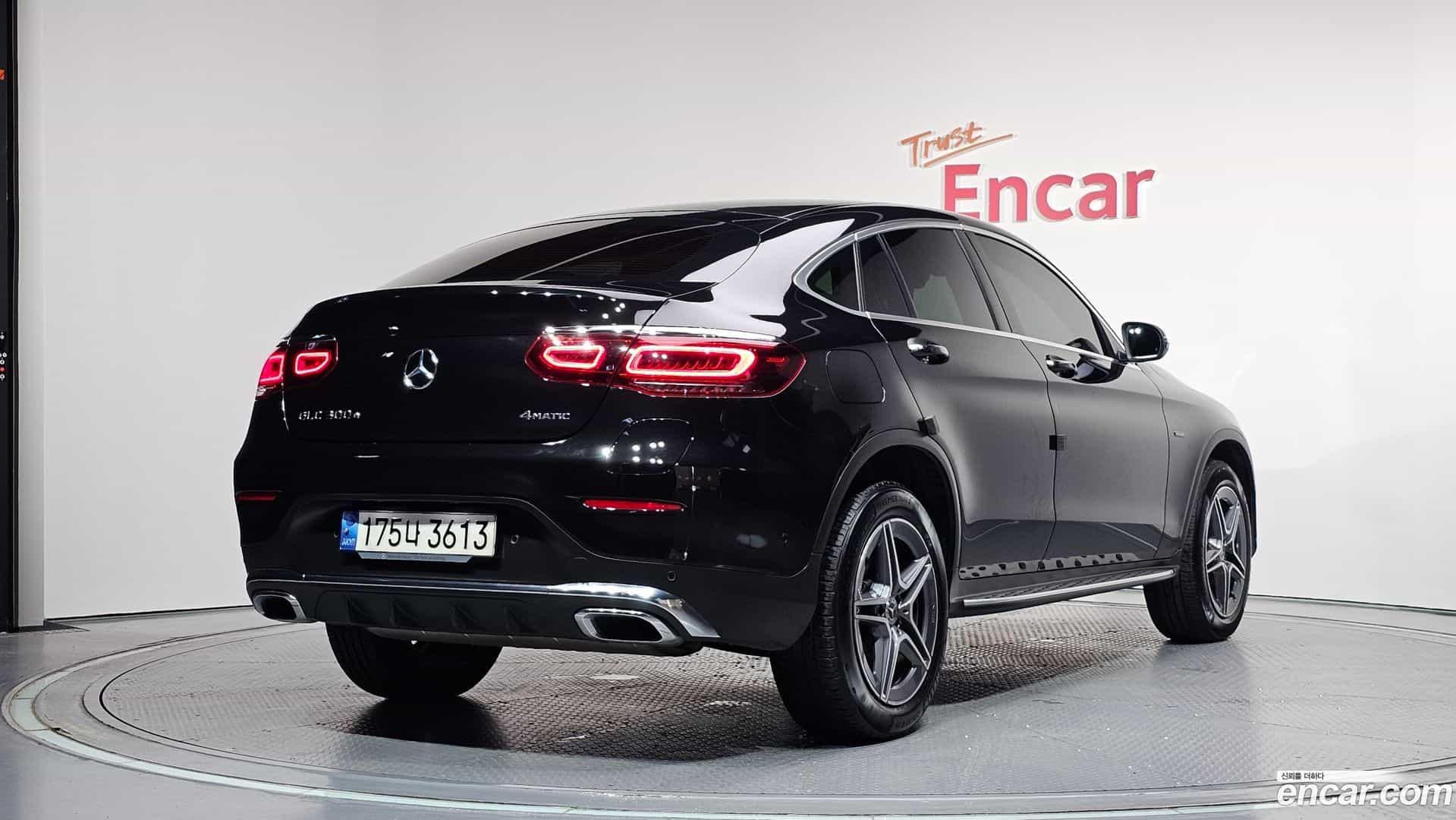 GLC-Class Mercedes-Benz 2021.4-OUTER-002